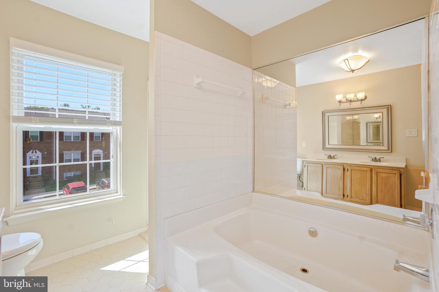 46612 CARRIAGE CT, STERLING, Virginia 20164, 4 Bedrooms Bedrooms, ,3 BathroomsBathrooms,Residential,For sale,46612 CARRIAGE CT,VALO2094580 MLS # VALO2094580