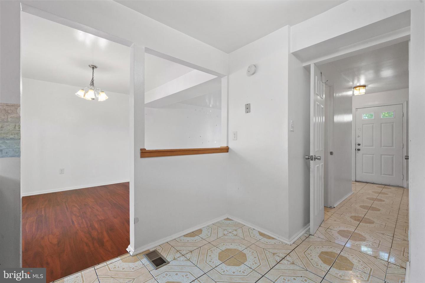 12298 DAPPLE GRAY CT, WOODBRIDGE, Virginia 22192, 3 Bedrooms Bedrooms, ,1 BathroomBathrooms,Residential,For sale,12298 DAPPLE GRAY CT,VAPW2092704 MLS # VAPW2092704