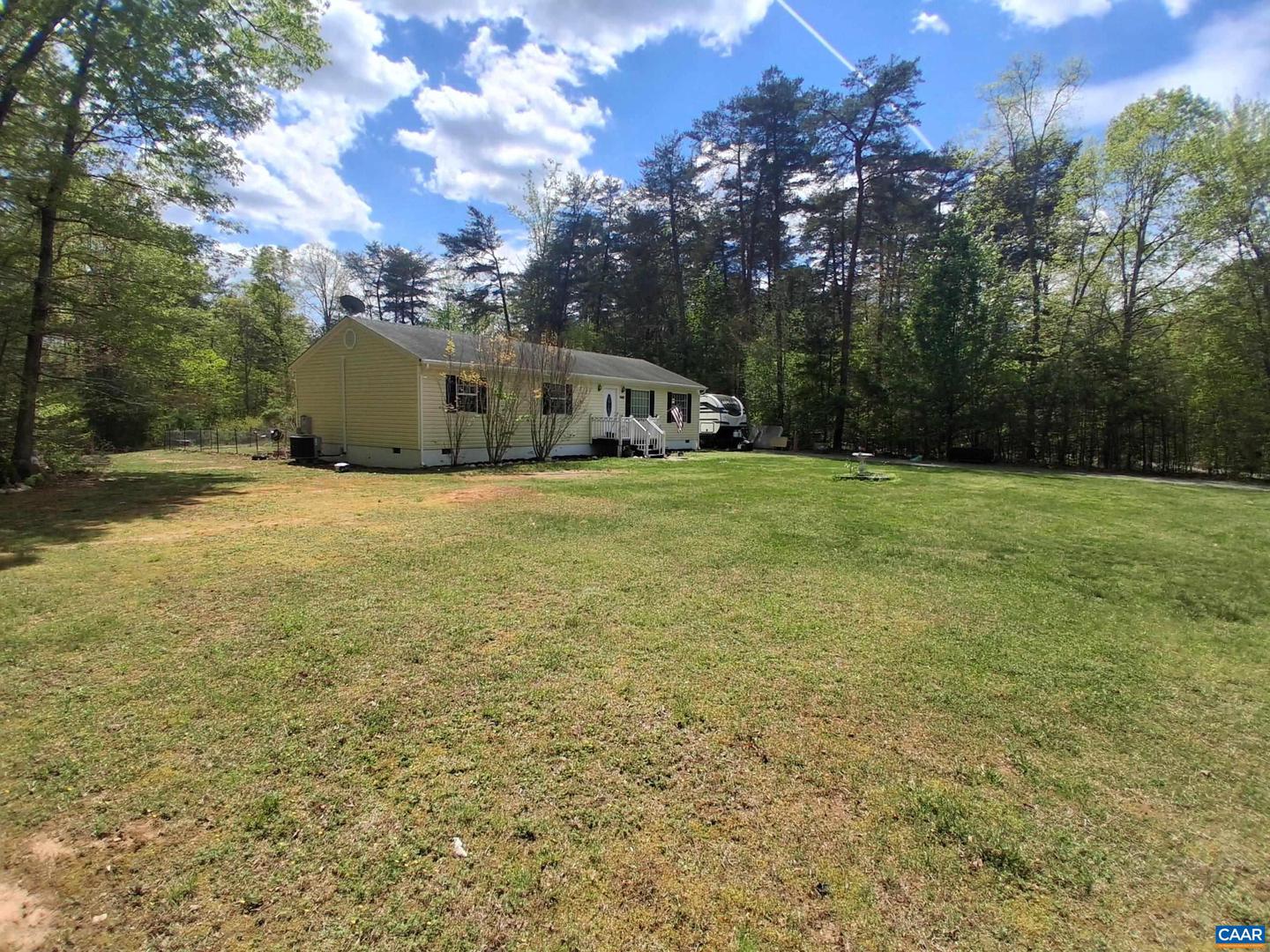 2876 DOCTORS RD, LOUISA, Virginia 23093, 4 Bedrooms Bedrooms, ,2 BathroomsBathrooms,Residential,For sale,2876 DOCTORS RD,663610 MLS # 663610