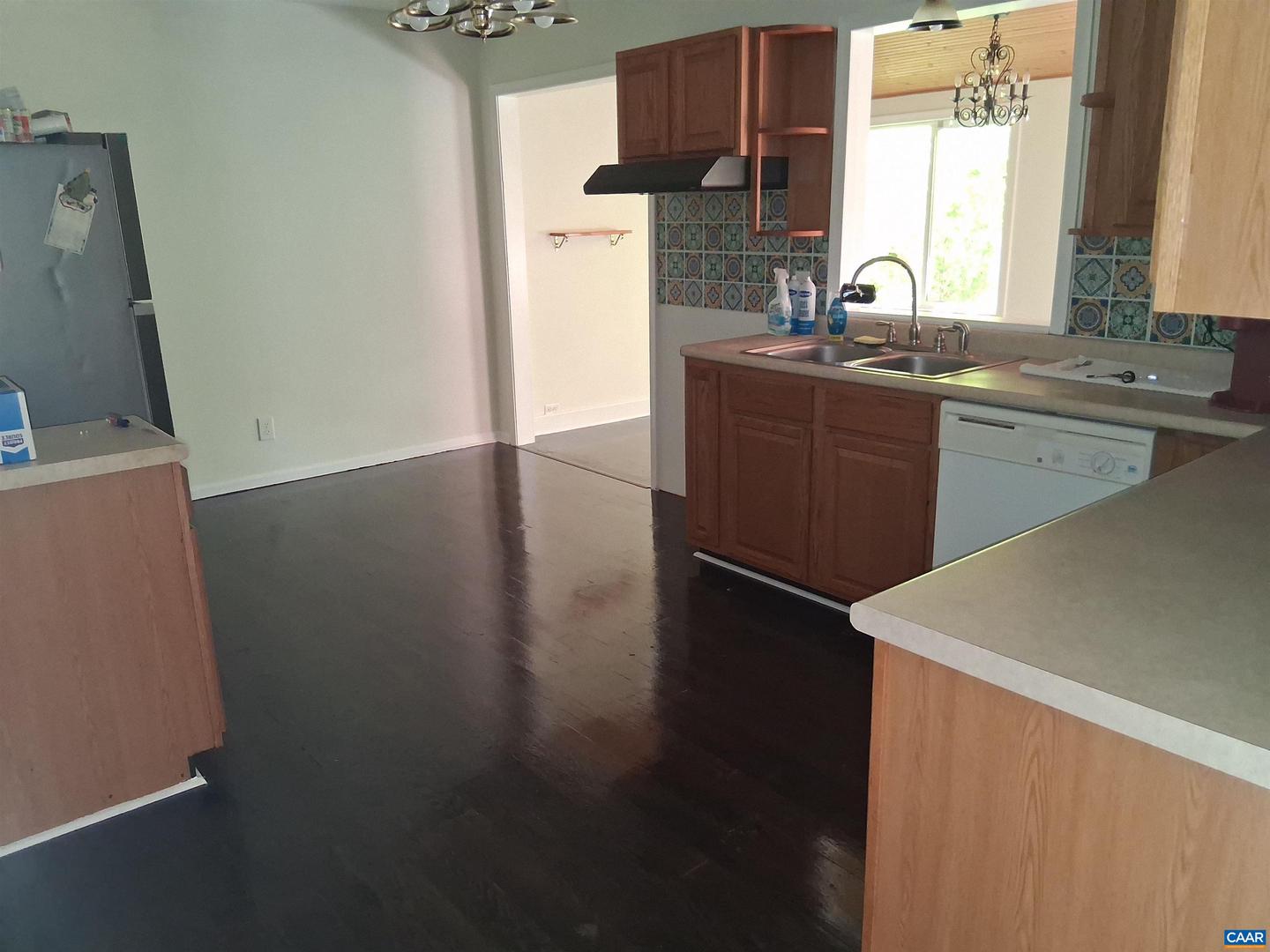 2876 DOCTORS RD, LOUISA, Virginia 23093, 4 Bedrooms Bedrooms, ,2 BathroomsBathrooms,Residential,For sale,2876 DOCTORS RD,663610 MLS # 663610