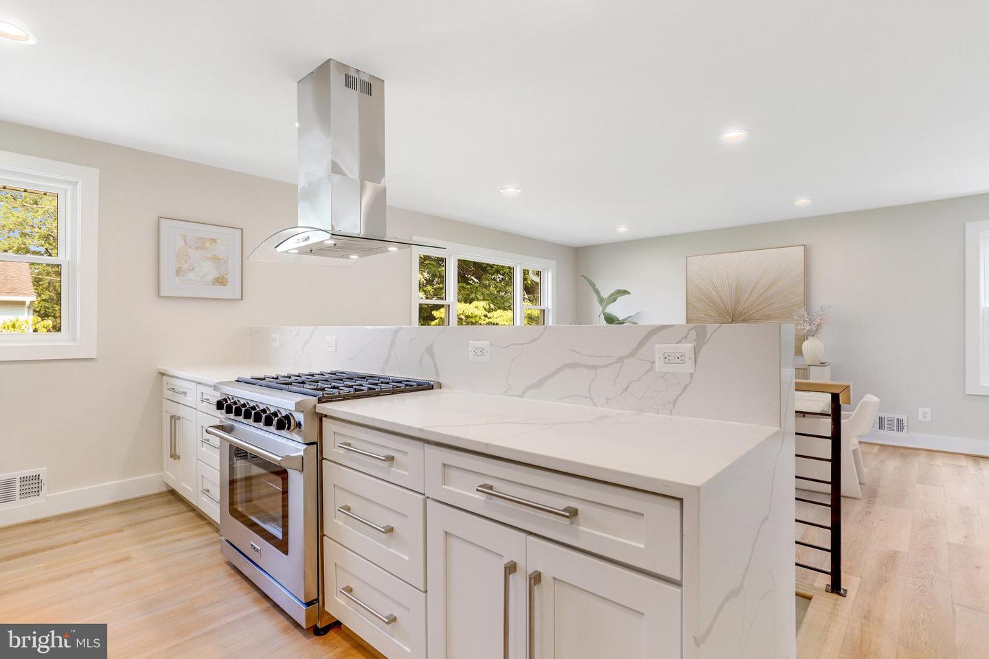 1601 S STAFFORD ST, ARLINGTON, Virginia 22204, 4 Bedrooms Bedrooms, 4 Rooms Rooms,3 BathroomsBathrooms,Residential,For sale,1601 S STAFFORD ST,VAAR2056500 MLS # VAAR2056500