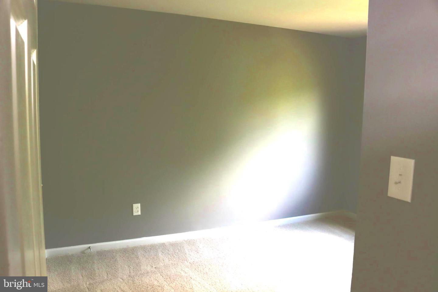 1029 KINGS CT, HERNDON, Virginia 20170, 4 Bedrooms Bedrooms, ,3 BathroomsBathrooms,Residential,For sale,1029 KINGS CT,VAFX2236306 MLS # VAFX2236306