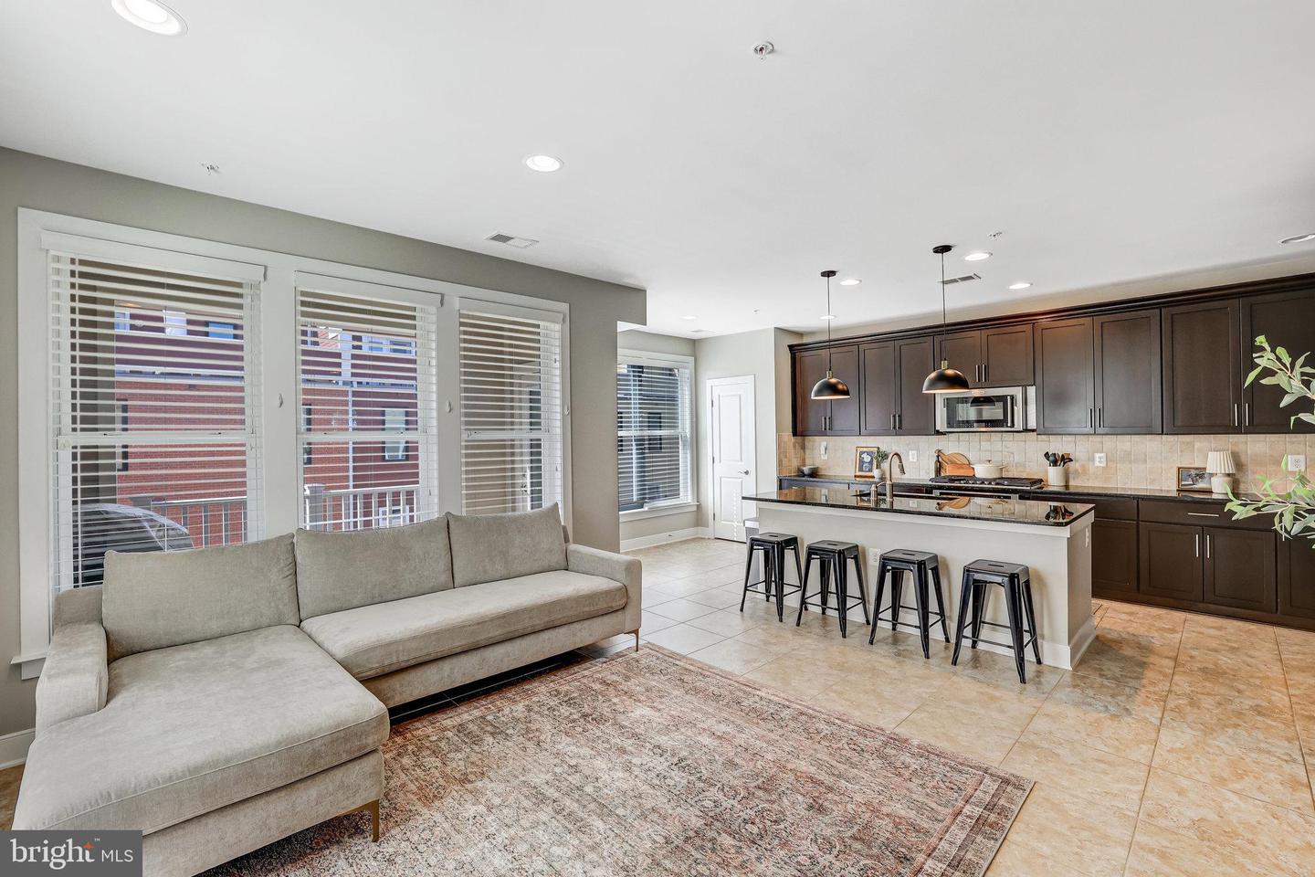 1212 MAIN LINE BLVD, ALEXANDRIA, Virginia 22301, 3 Bedrooms Bedrooms, ,2 BathroomsBathrooms,Residential,For sale,1212 MAIN LINE BLVD,VAAX2044546 MLS # VAAX2044546
