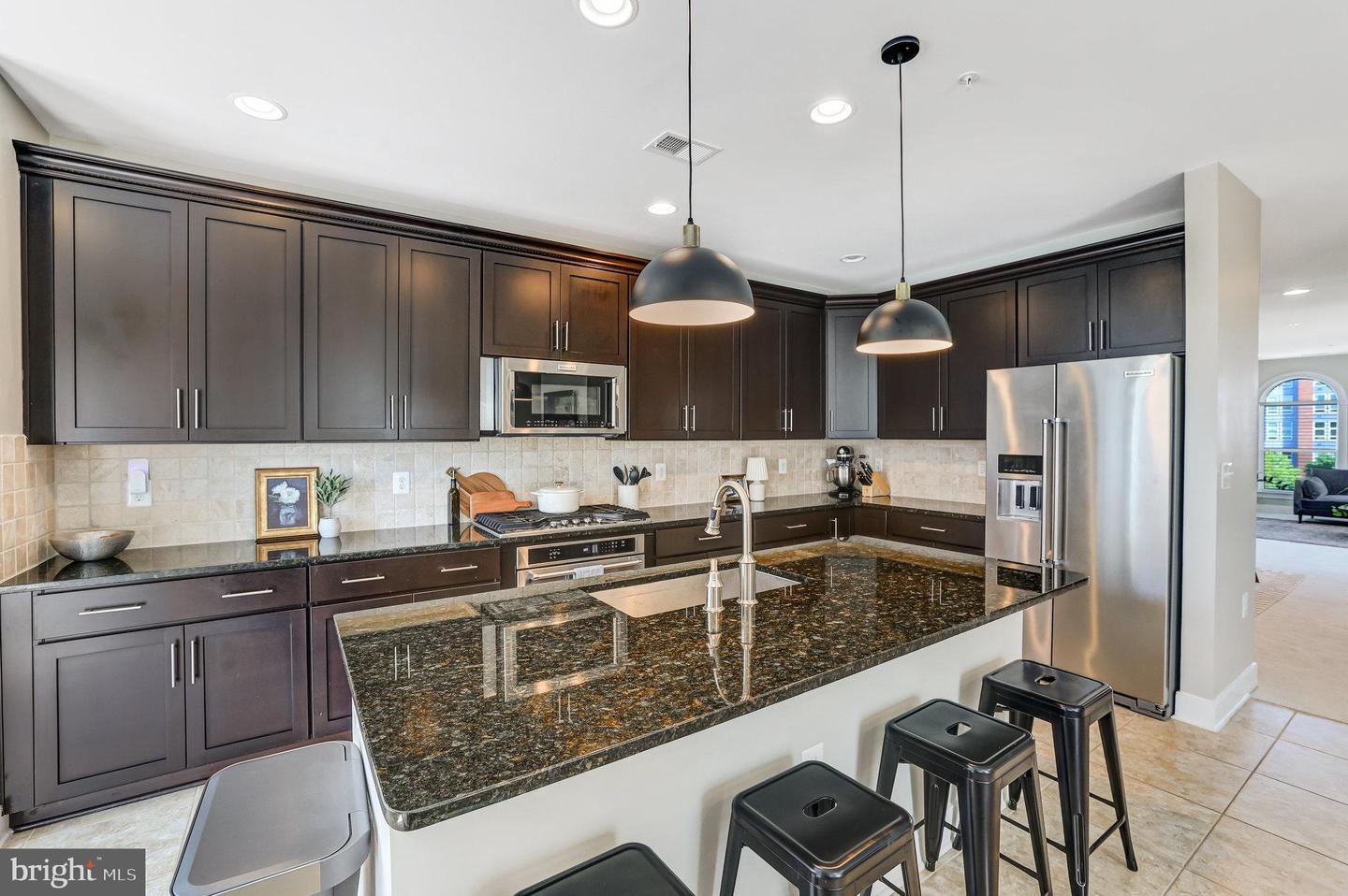 1212 MAIN LINE BLVD, ALEXANDRIA, Virginia 22301, 3 Bedrooms Bedrooms, ,2 BathroomsBathrooms,Residential,For sale,1212 MAIN LINE BLVD,VAAX2044546 MLS # VAAX2044546