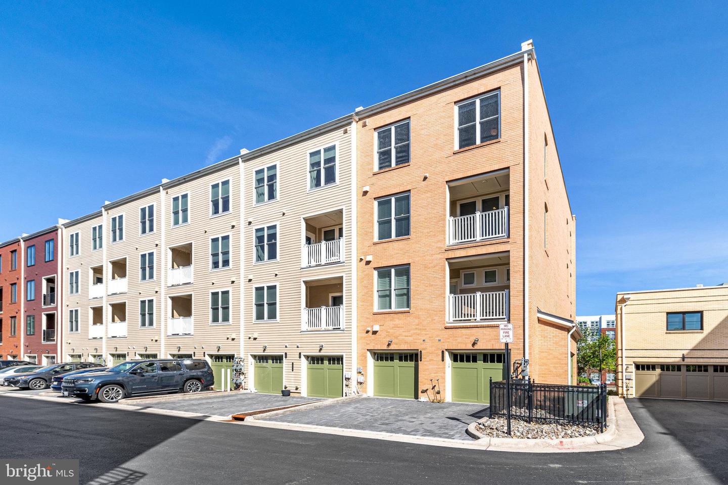 1212 MAIN LINE BLVD, ALEXANDRIA, Virginia 22301, 3 Bedrooms Bedrooms, ,2 BathroomsBathrooms,Residential,For sale,1212 MAIN LINE BLVD,VAAX2044546 MLS # VAAX2044546
