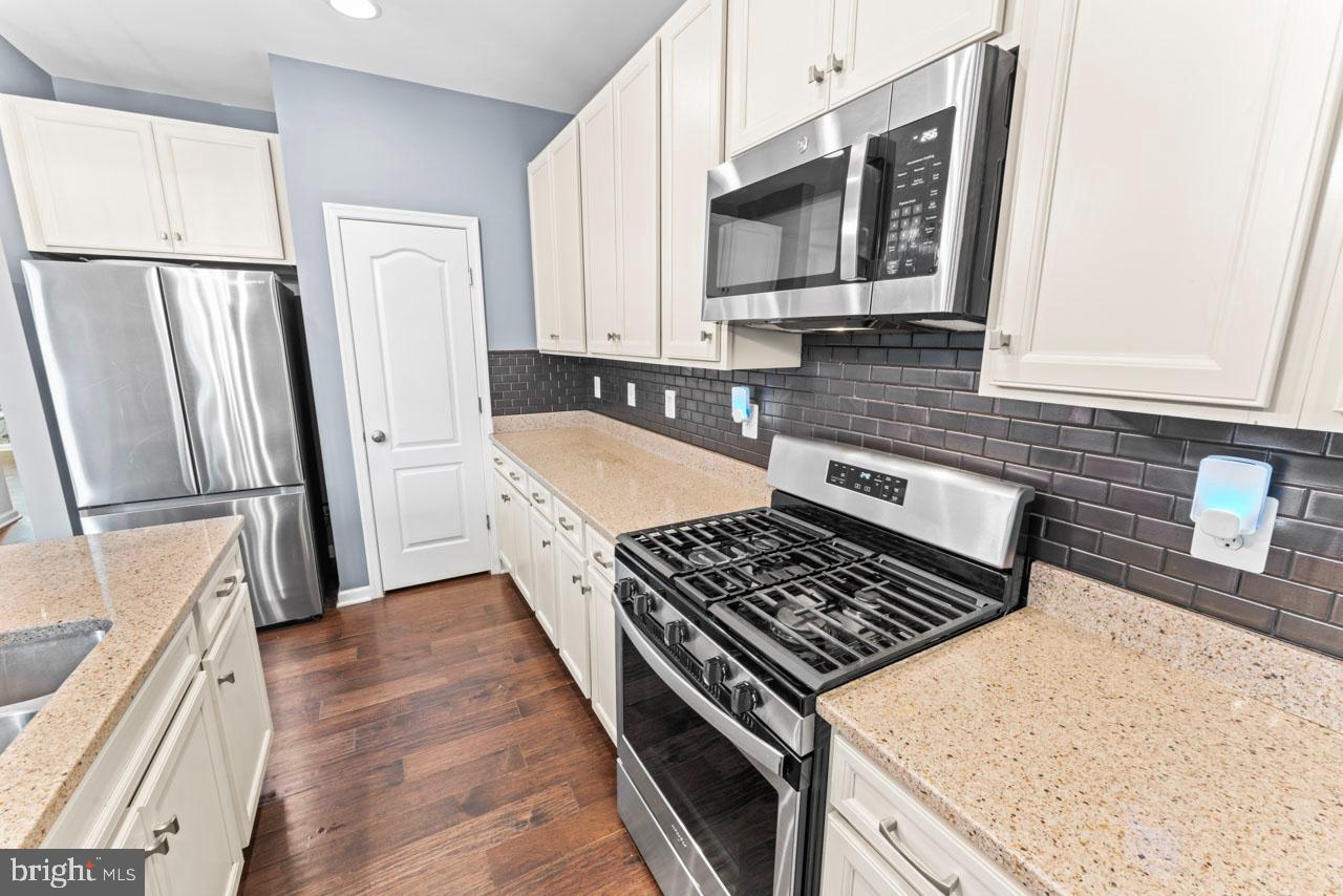 1906 CAPTAIN DR, SPOTSYLVANIA, Virginia 22408, 4 Bedrooms Bedrooms, ,4 BathroomsBathrooms,Residential,For sale,1906 CAPTAIN DR,VASP2032550 MLS # VASP2032550