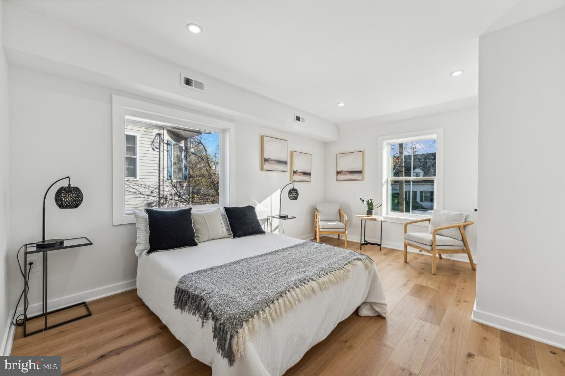 1400 FRANKLIN ST NE, WASHINGTON, District Of Columbia 20018, 5 Bedrooms Bedrooms, ,4 BathroomsBathrooms,Residential,For sale,1400 FRANKLIN ST NE,DCDC2197492 MLS # DCDC2197492