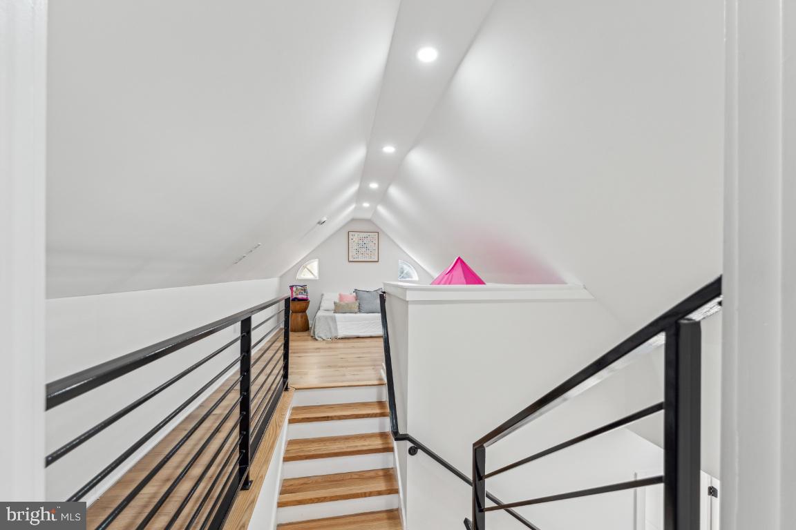 1400 FRANKLIN ST NE, WASHINGTON, District Of Columbia 20018, 5 Bedrooms Bedrooms, ,4 BathroomsBathrooms,Residential,For sale,1400 FRANKLIN ST NE,DCDC2197492 MLS # DCDC2197492