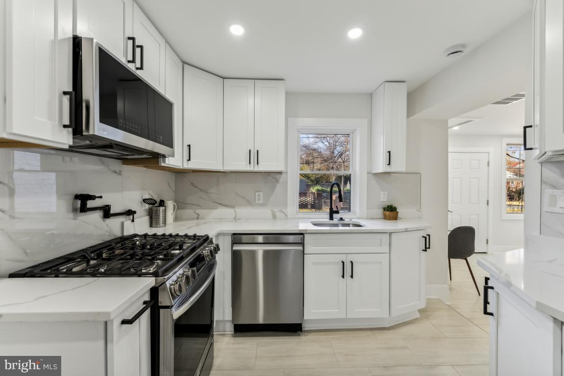 1400 FRANKLIN ST NE, WASHINGTON, District Of Columbia 20018, 5 Bedrooms Bedrooms, ,4 BathroomsBathrooms,Residential,For sale,1400 FRANKLIN ST NE,DCDC2197492 MLS # DCDC2197492