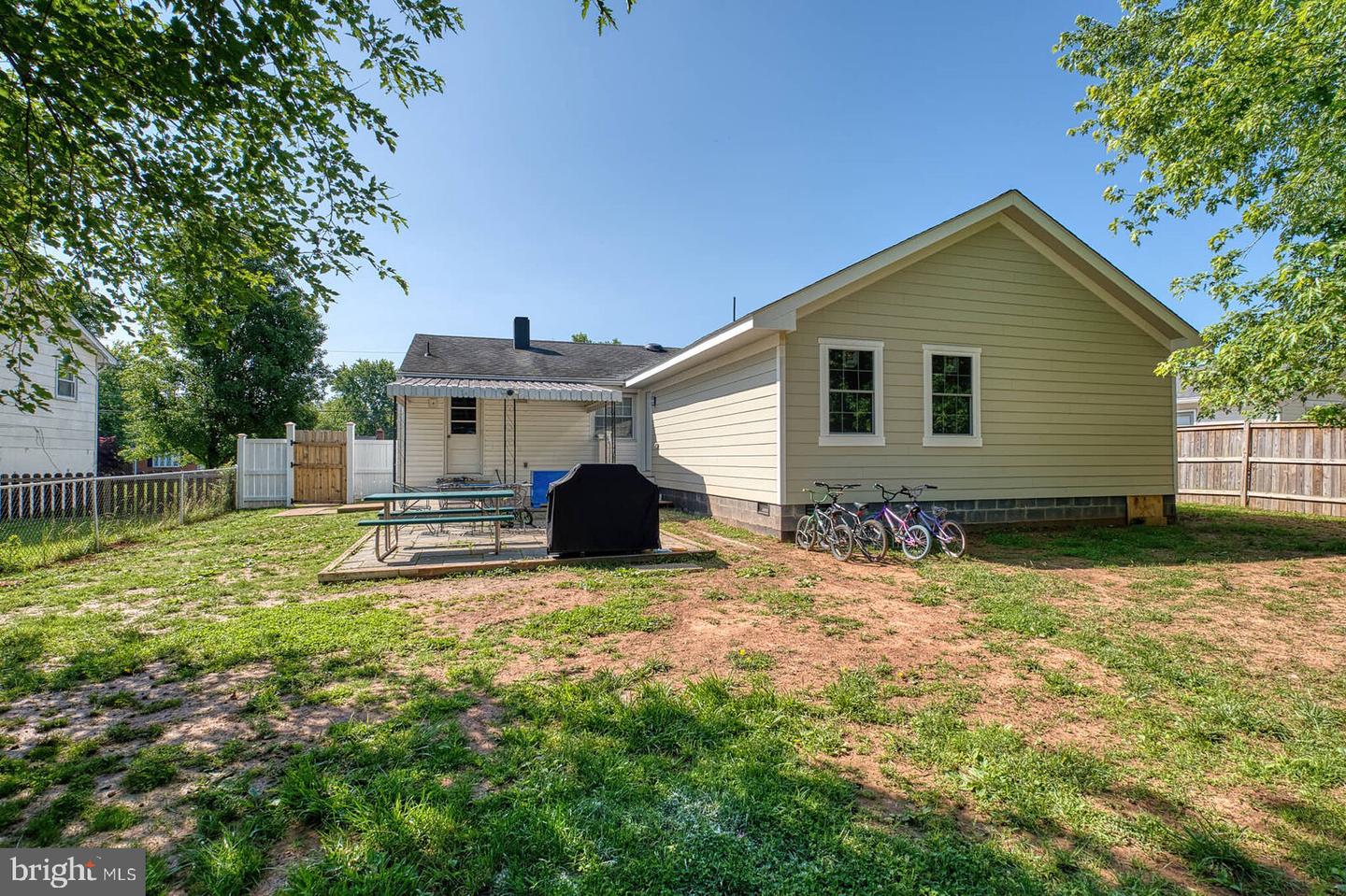 9444 LAFAYETTE AVE, MANASSAS, Virginia 20109, 5 Bedrooms Bedrooms, ,3 BathroomsBathrooms,Residential,For sale,9444 LAFAYETTE AVE,VAPW2092190 MLS # VAPW2092190