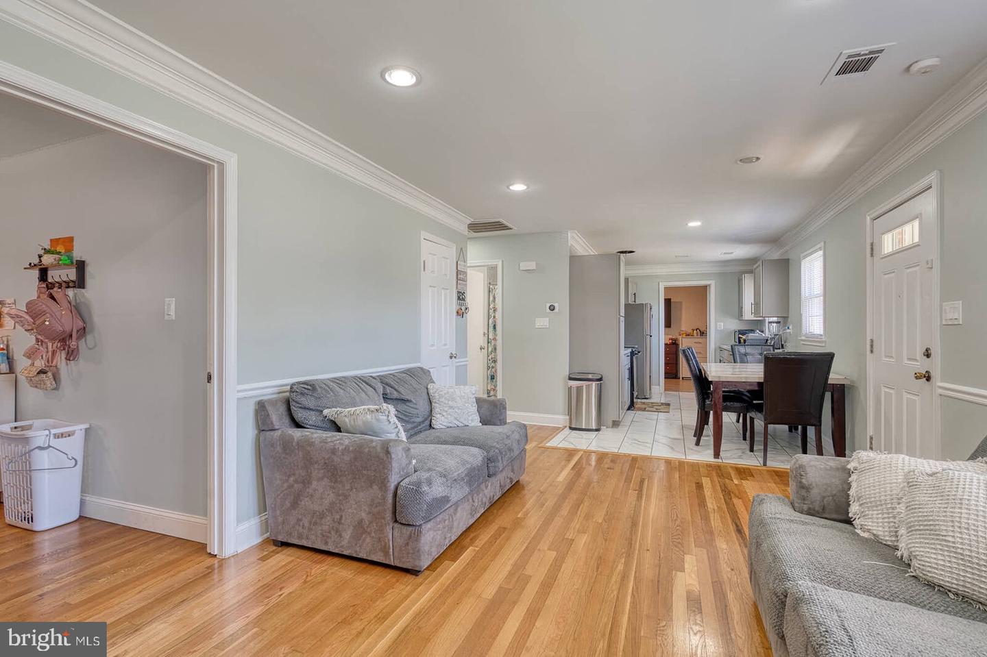 9444 LAFAYETTE AVE, MANASSAS, Virginia 20109, 5 Bedrooms Bedrooms, ,3 BathroomsBathrooms,Residential,For sale,9444 LAFAYETTE AVE,VAPW2092190 MLS # VAPW2092190