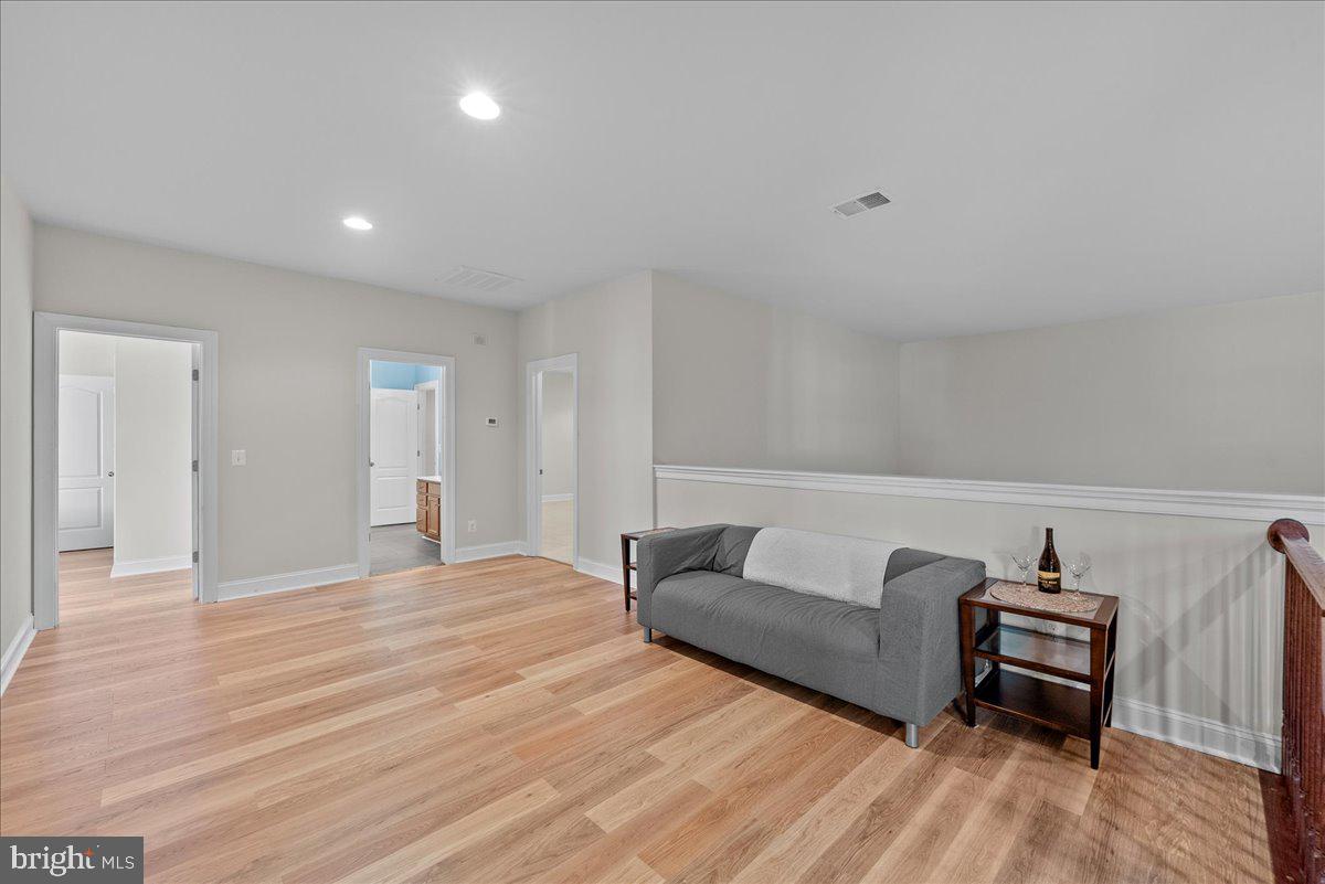 24925 PEARMAIN CT, ALDIE, Virginia 20105, 5 Bedrooms Bedrooms, ,4 BathroomsBathrooms,Residential,For sale,24925 PEARMAIN CT,VALO2094444 MLS # VALO2094444