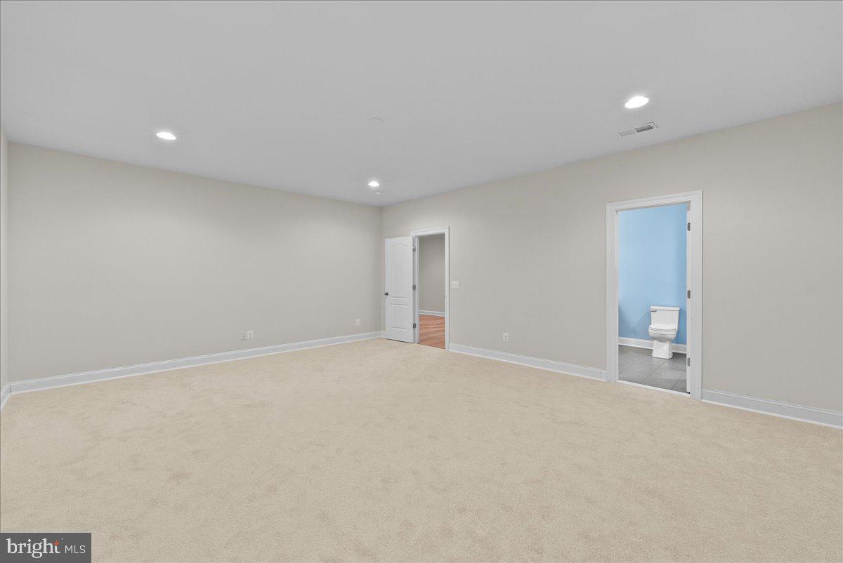 24925 PEARMAIN CT, ALDIE, Virginia 20105, 5 Bedrooms Bedrooms, ,4 BathroomsBathrooms,Residential,For sale,24925 PEARMAIN CT,VALO2094444 MLS # VALO2094444