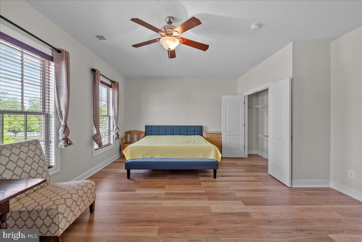24925 PEARMAIN CT, ALDIE, Virginia 20105, 5 Bedrooms Bedrooms, ,4 BathroomsBathrooms,Residential,For sale,24925 PEARMAIN CT,VALO2094444 MLS # VALO2094444