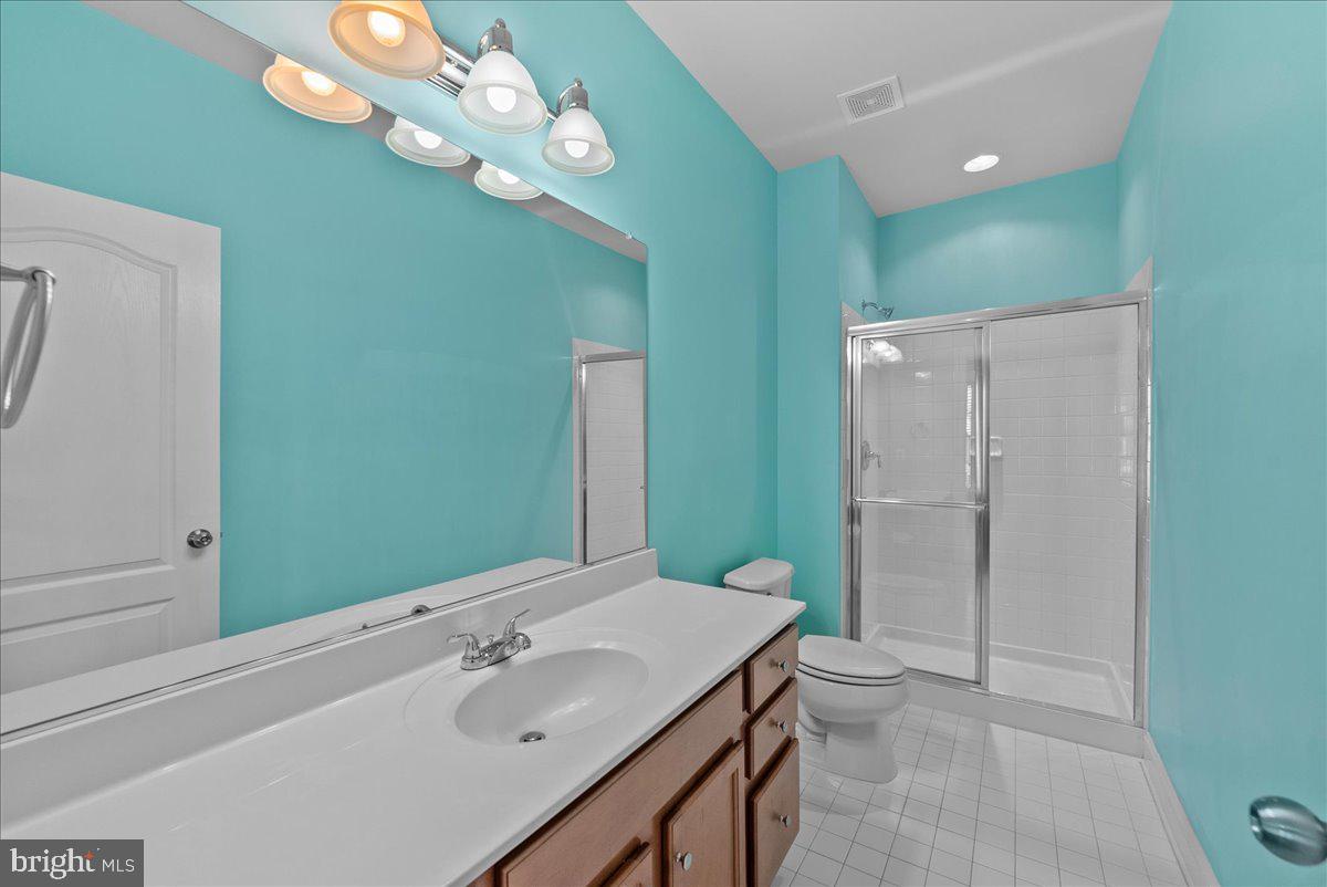 24925 PEARMAIN CT, ALDIE, Virginia 20105, 5 Bedrooms Bedrooms, ,4 BathroomsBathrooms,Residential,For sale,24925 PEARMAIN CT,VALO2094444 MLS # VALO2094444