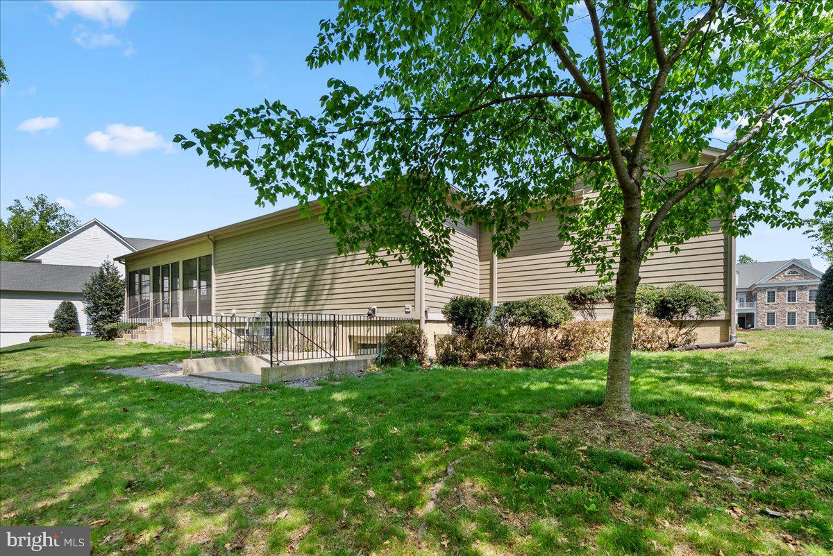 24925 PEARMAIN CT, ALDIE, Virginia 20105, 5 Bedrooms Bedrooms, ,4 BathroomsBathrooms,Residential,For sale,24925 PEARMAIN CT,VALO2094444 MLS # VALO2094444