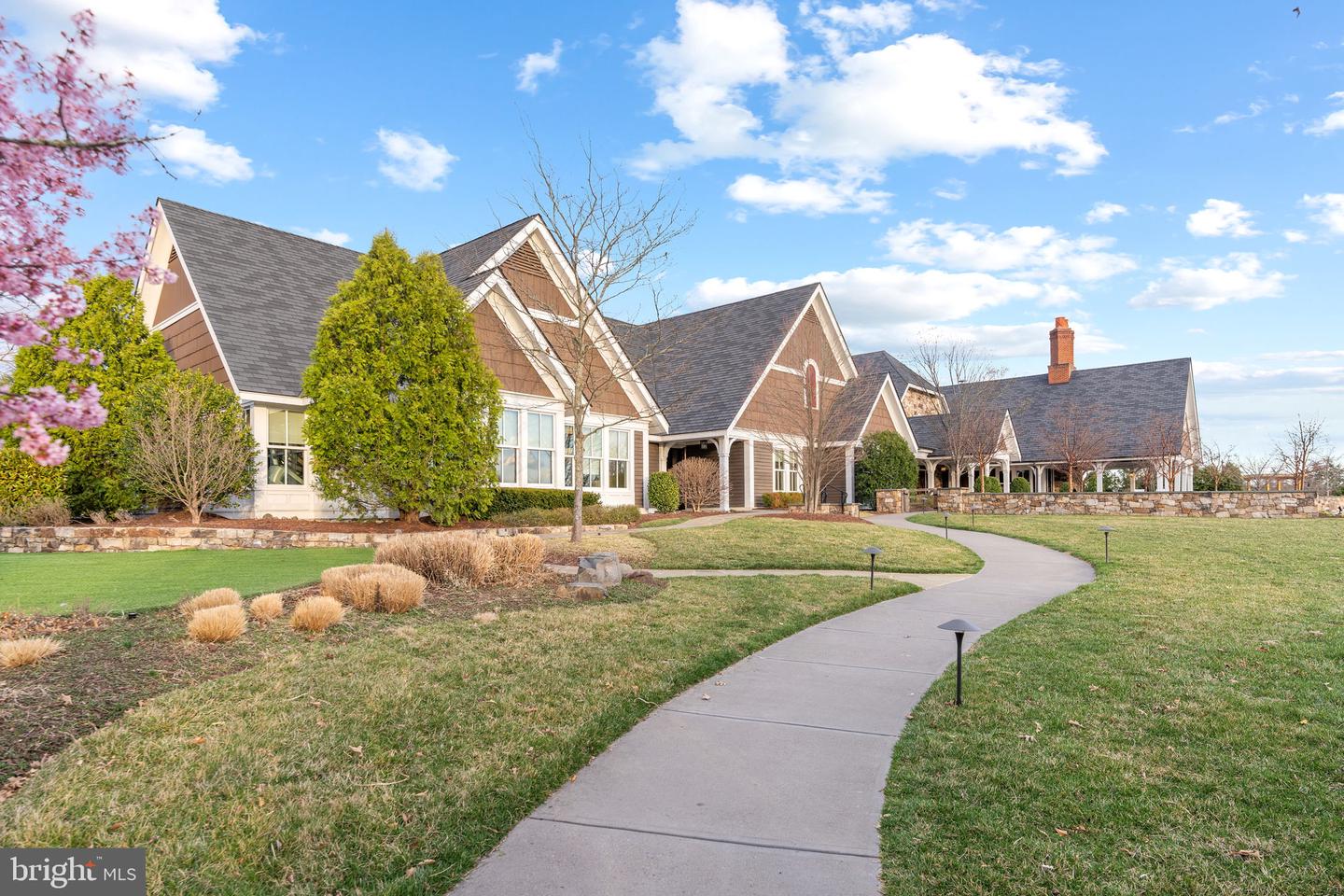 24925 PEARMAIN CT, ALDIE, Virginia 20105, 5 Bedrooms Bedrooms, ,4 BathroomsBathrooms,Residential,For sale,24925 PEARMAIN CT,VALO2094444 MLS # VALO2094444