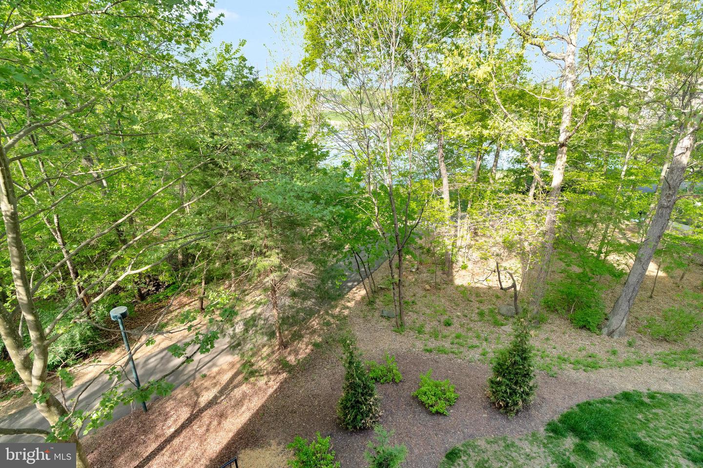 12161 ABINGTON HALL PL #202, RESTON, Virginia 20190, 2 Bedrooms Bedrooms, ,2 BathroomsBathrooms,Residential,For sale,12161 ABINGTON HALL PL #202,VAFX2236022 MLS # VAFX2236022