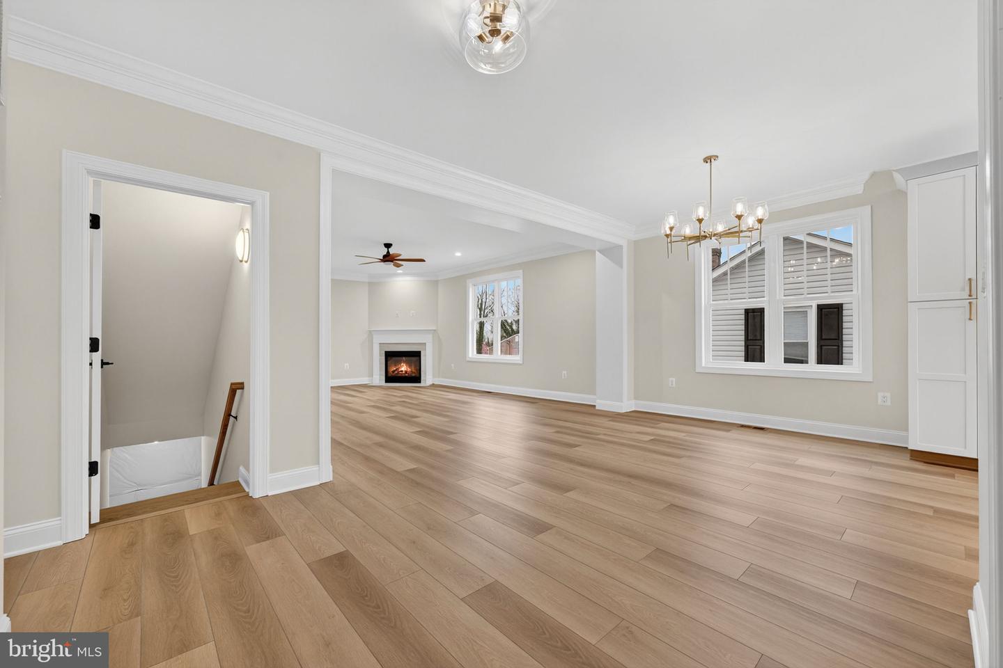 57 MADISON ST, WARRENTON, Virginia 20186, 4 Bedrooms Bedrooms, ,4 BathroomsBathrooms,Residential,For sale,57 MADISON ST,VAFQ2015972 MLS # VAFQ2015972