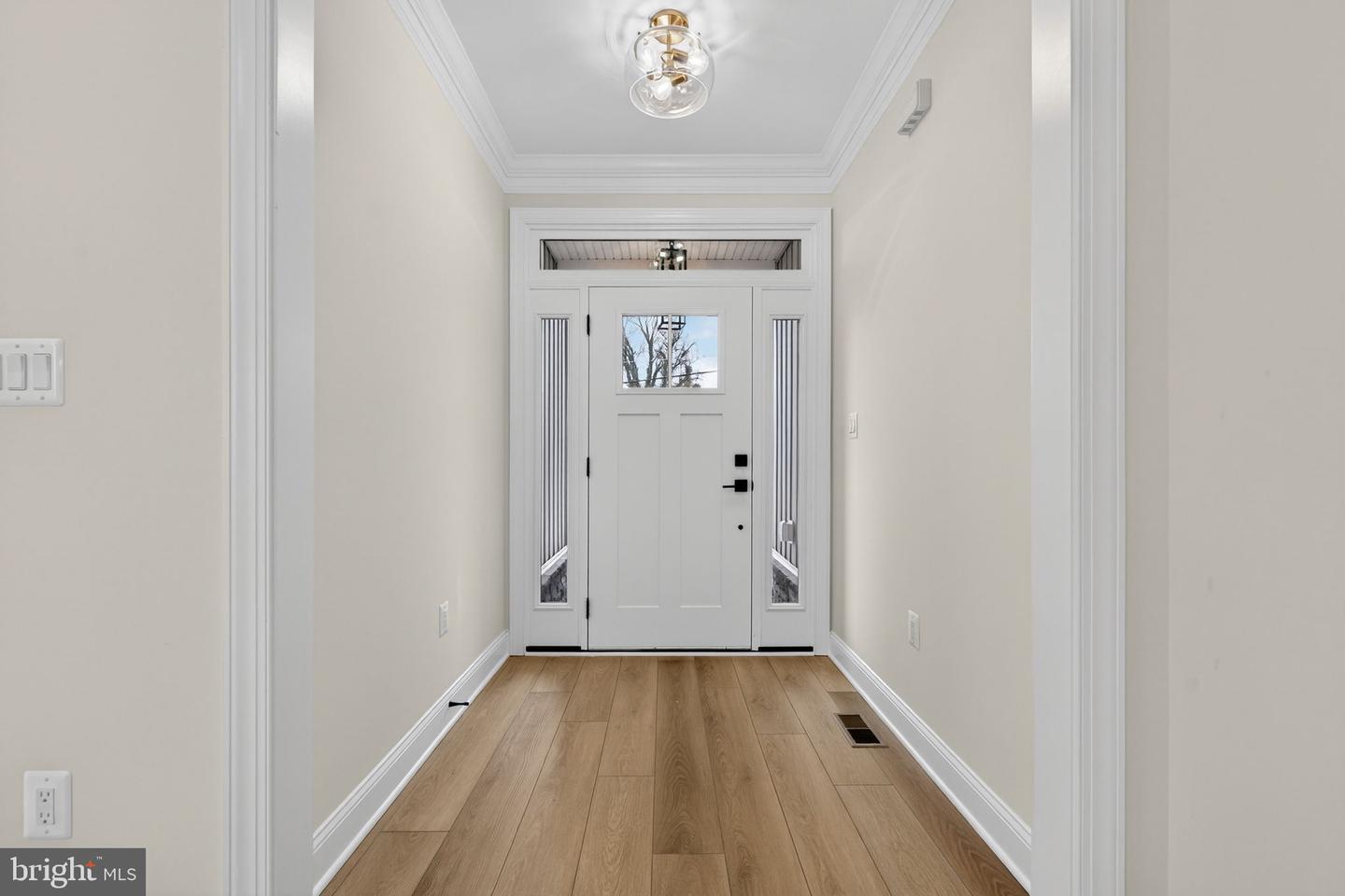 57 MADISON ST, WARRENTON, Virginia 20186, 4 Bedrooms Bedrooms, ,4 BathroomsBathrooms,Residential,For sale,57 MADISON ST,VAFQ2015972 MLS # VAFQ2015972