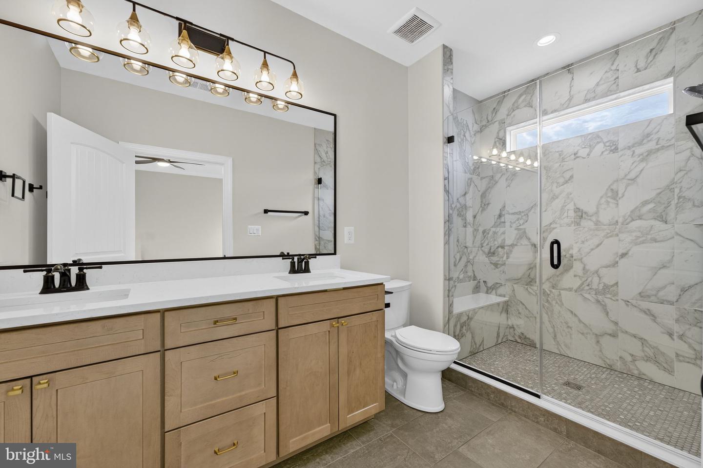 57 MADISON ST, WARRENTON, Virginia 20186, 4 Bedrooms Bedrooms, ,4 BathroomsBathrooms,Residential,For sale,57 MADISON ST,VAFQ2015972 MLS # VAFQ2015972