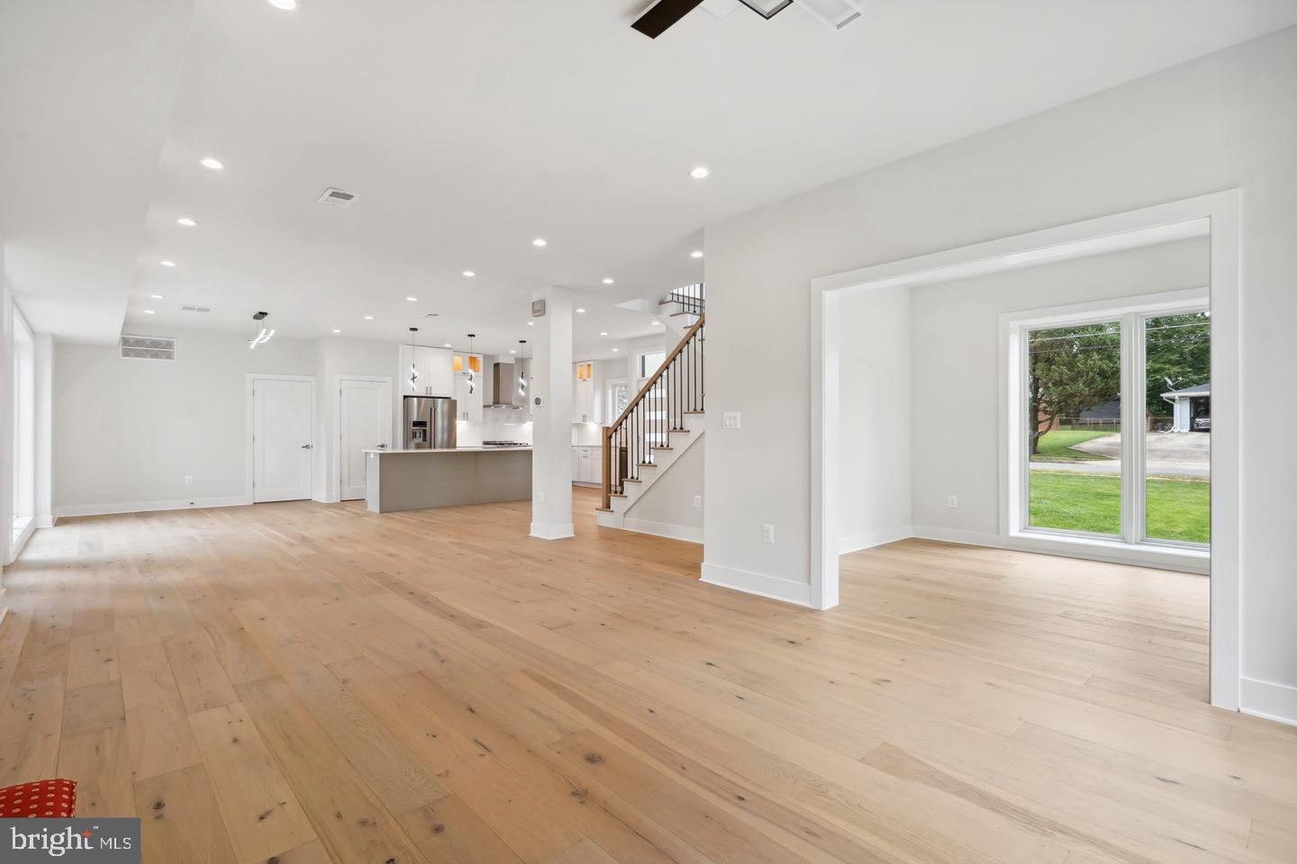 5206 FERNDALE ST, SPRINGFIELD, Virginia 22151, 6 Bedrooms Bedrooms, ,6 BathroomsBathrooms,Residential,For sale,5206 FERNDALE ST,VAFX2235636 MLS # VAFX2235636
