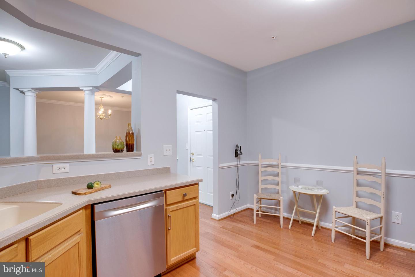 20804 NOBLE TER #208, STERLING, Virginia 20165, 2 Bedrooms Bedrooms, ,2 BathroomsBathrooms,Residential,For sale,20804 NOBLE TER #208,VALO2094644 MLS # VALO2094644