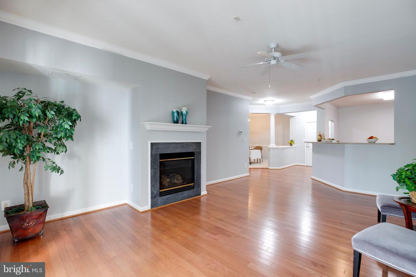 20804 NOBLE TER #208, STERLING, Virginia 20165, 2 Bedrooms Bedrooms, ,2 BathroomsBathrooms,Residential,For sale,20804 NOBLE TER #208,VALO2094644 MLS # VALO2094644