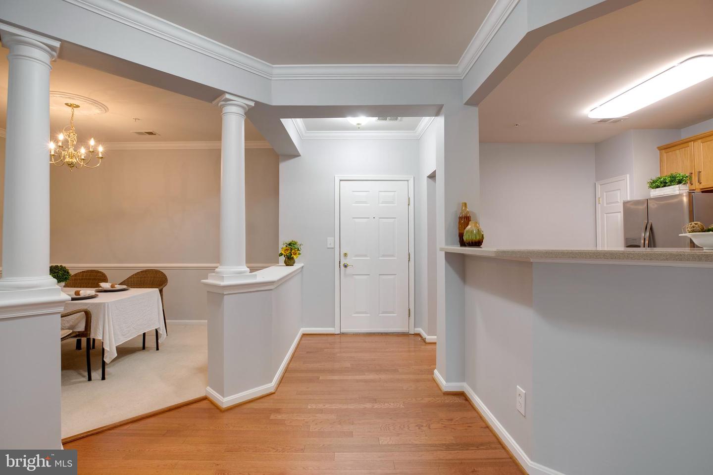 20804 NOBLE TER #208, STERLING, Virginia 20165, 2 Bedrooms Bedrooms, ,2 BathroomsBathrooms,Residential,For sale,20804 NOBLE TER #208,VALO2094644 MLS # VALO2094644