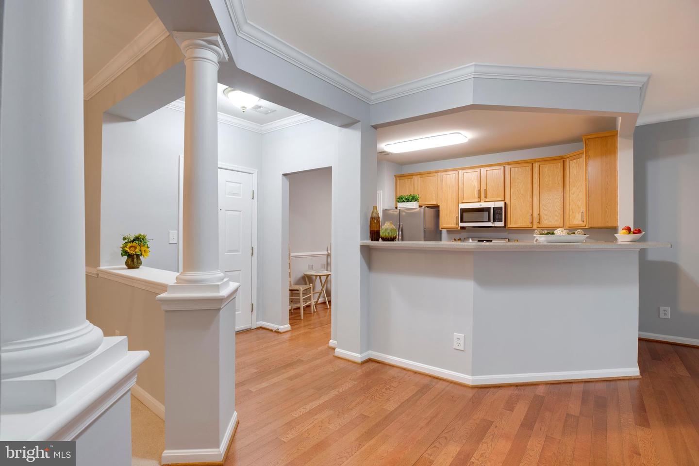 20804 NOBLE TER #208, STERLING, Virginia 20165, 2 Bedrooms Bedrooms, ,2 BathroomsBathrooms,Residential,For sale,20804 NOBLE TER #208,VALO2094644 MLS # VALO2094644