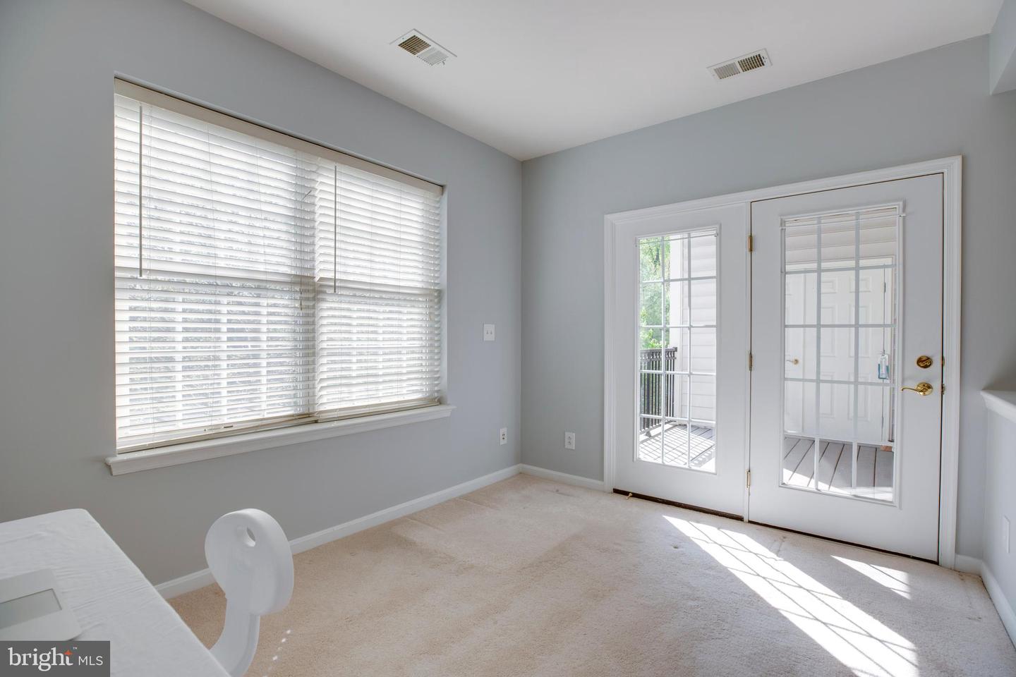 20804 NOBLE TER #208, STERLING, Virginia 20165, 2 Bedrooms Bedrooms, ,2 BathroomsBathrooms,Residential,For sale,20804 NOBLE TER #208,VALO2094644 MLS # VALO2094644