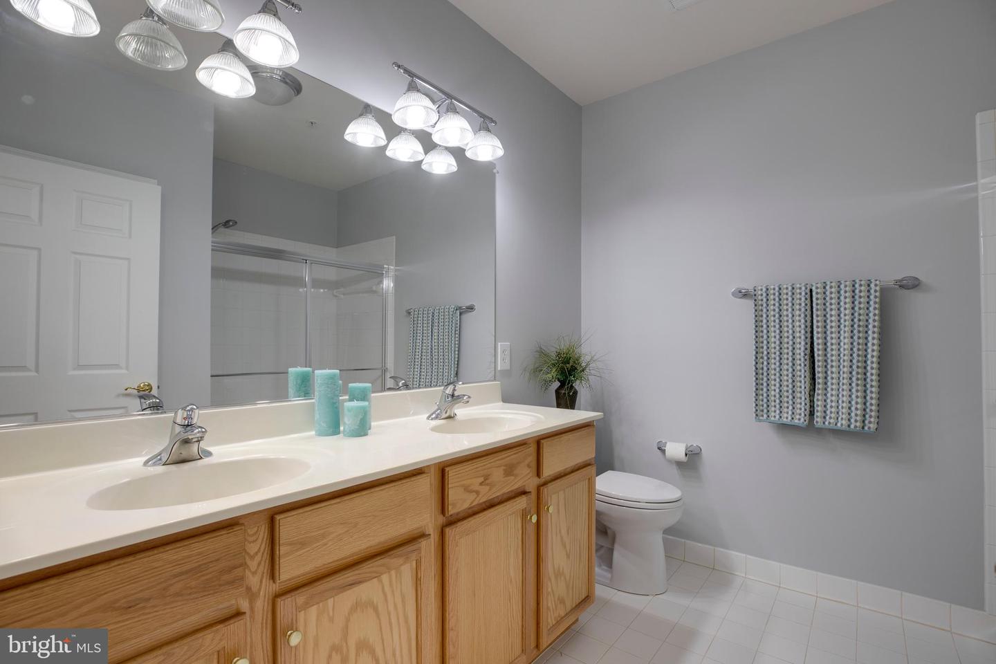 20804 NOBLE TER #208, STERLING, Virginia 20165, 2 Bedrooms Bedrooms, ,2 BathroomsBathrooms,Residential,For sale,20804 NOBLE TER #208,VALO2094644 MLS # VALO2094644