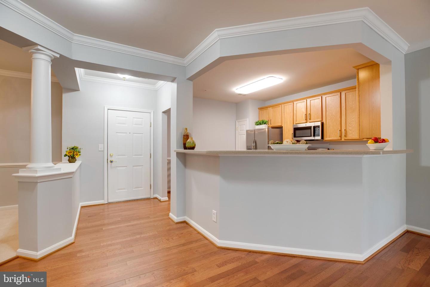20804 NOBLE TER #208, STERLING, Virginia 20165, 2 Bedrooms Bedrooms, ,2 BathroomsBathrooms,Residential,For sale,20804 NOBLE TER #208,VALO2094644 MLS # VALO2094644