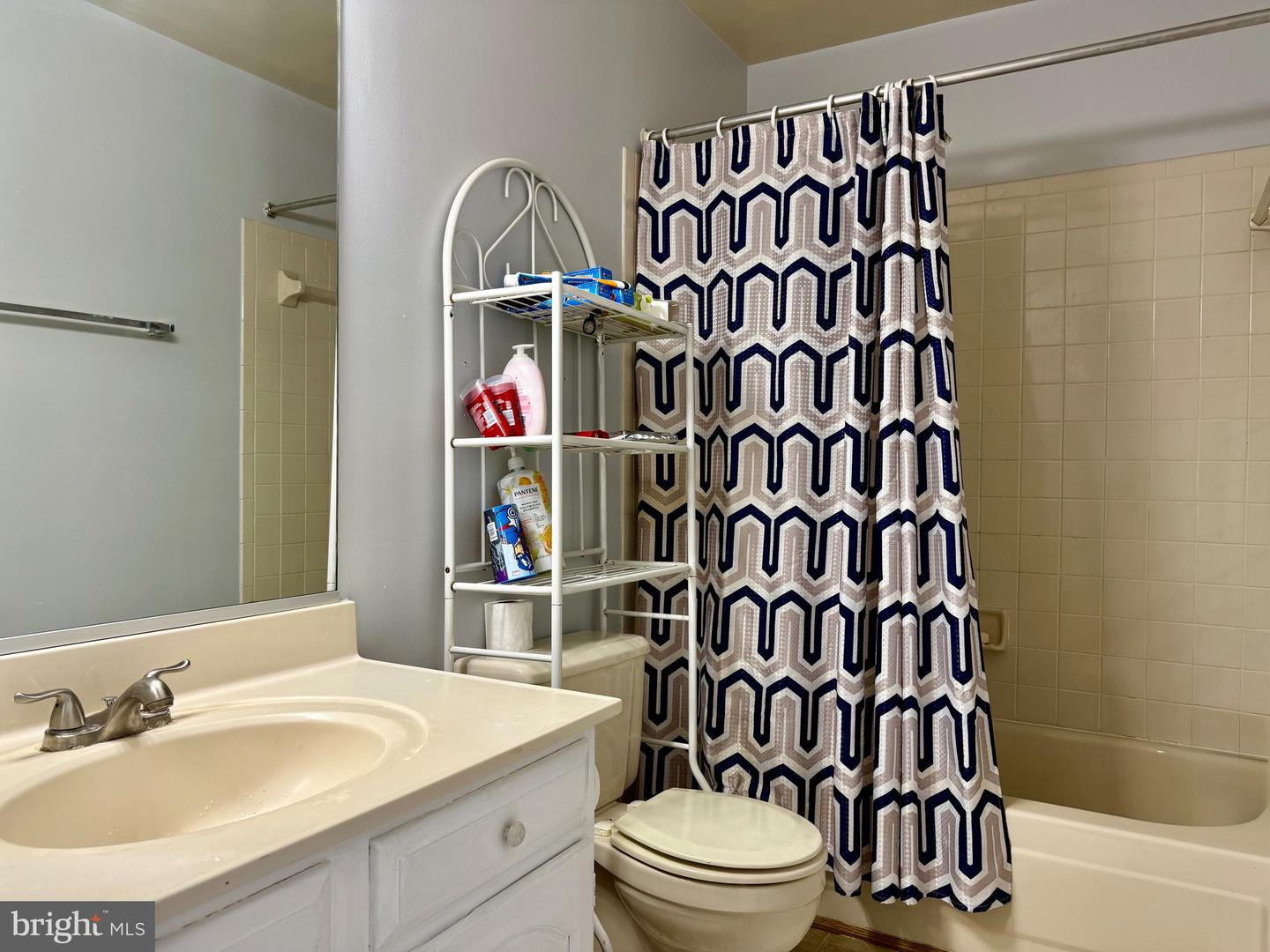 14156 COMPTON VALLEY WAY, CENTREVILLE, Virginia 20121, 3 Bedrooms Bedrooms, ,3 BathroomsBathrooms,Residential,For sale,14156 COMPTON VALLEY WAY,VAFX2236780 MLS # VAFX2236780