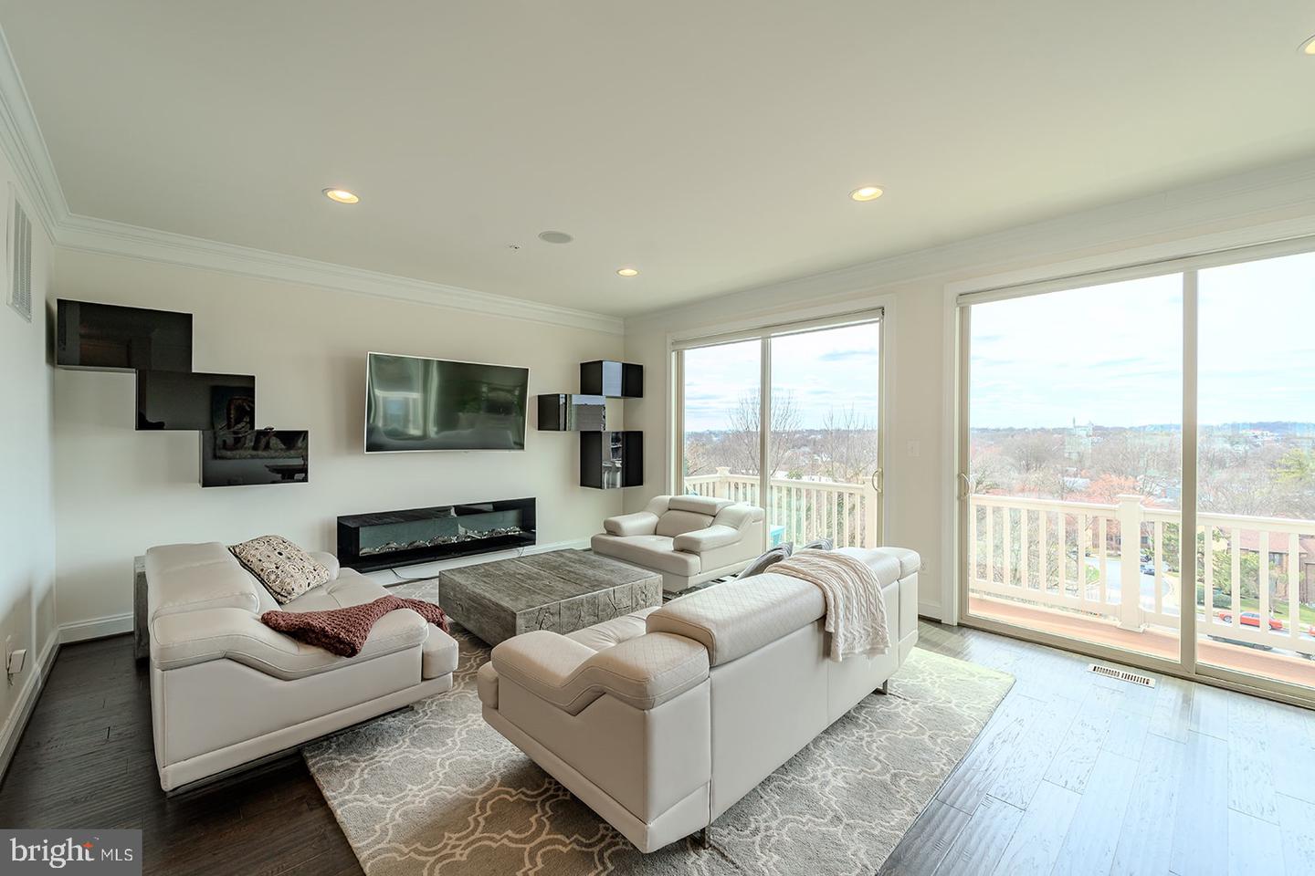 3110 CITYSCAPE DR NE, WASHINGTON, District Of Columbia 20018, 4 Bedrooms Bedrooms, ,4 BathroomsBathrooms,Residential,For sale,3110 CITYSCAPE DR NE,DCDC2197668 MLS # DCDC2197668