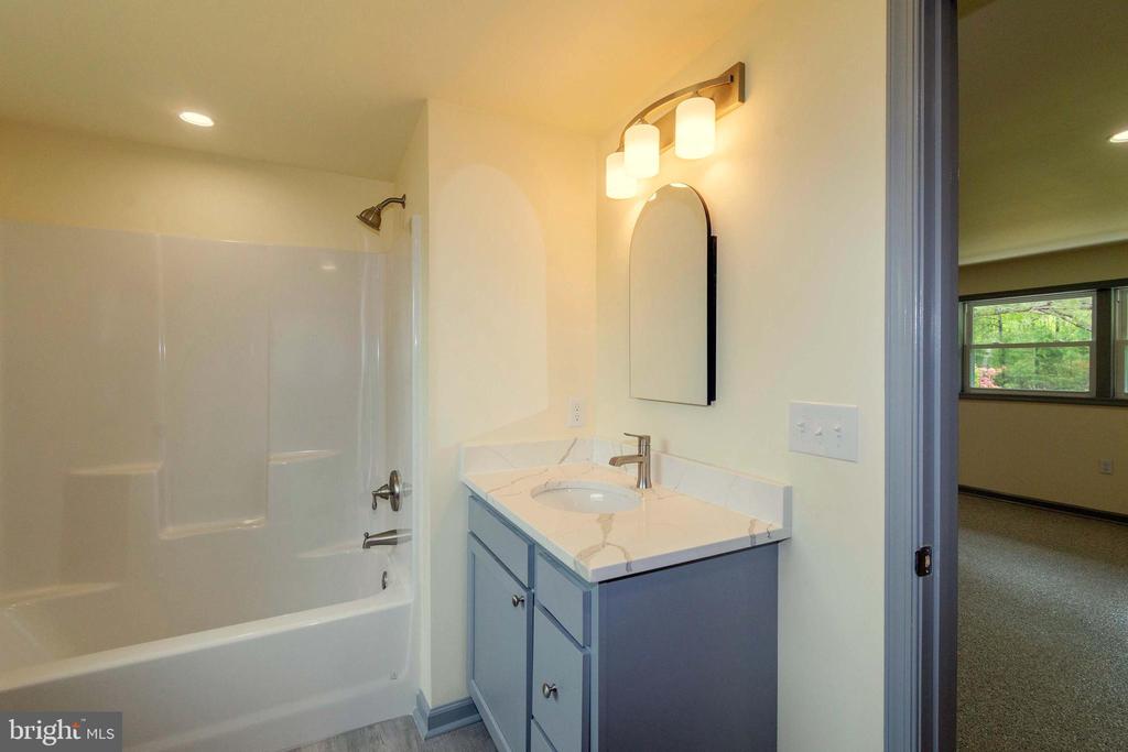 20738 MONROVIA RD, ORANGE, Virginia 22960, ,Residential,20738 MONROVIA RD,VAOR2009508 MLS # VAOR2009508