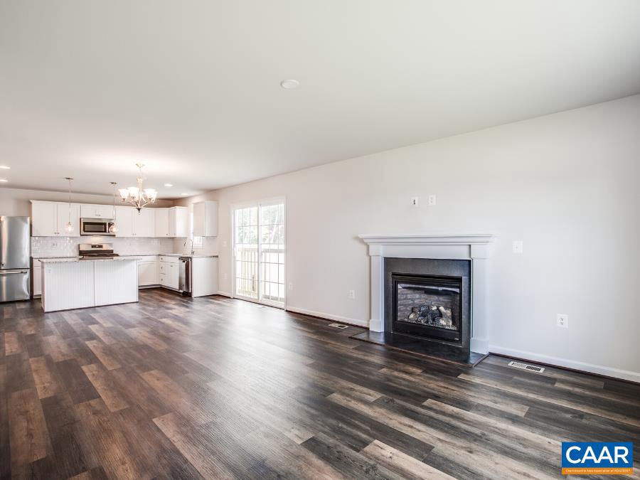 56 SWEETVIEW CT, STUARTS DRAFT, Virginia 24477, 3 Bedrooms Bedrooms, ,2 BathroomsBathrooms,Residential,For sale,56 SWEETVIEW CT,663788 MLS # 663788