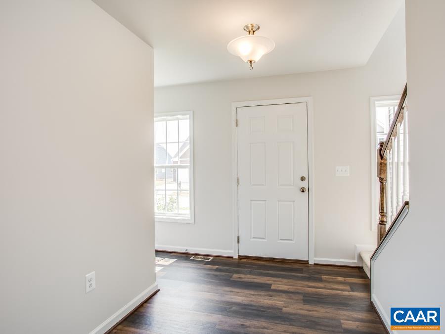 56 SWEETVIEW CT, STUARTS DRAFT, Virginia 24477, 3 Bedrooms Bedrooms, ,2 BathroomsBathrooms,Residential,For sale,56 SWEETVIEW CT,663788 MLS # 663788