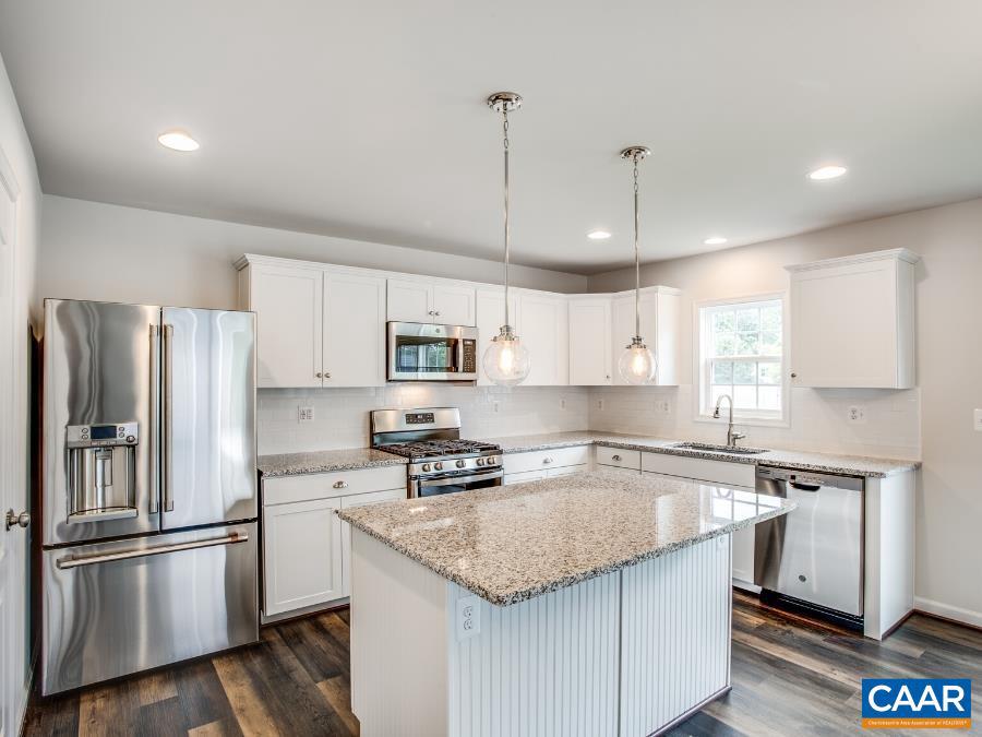 56 SWEETVIEW CT, STUARTS DRAFT, Virginia 24477, 3 Bedrooms Bedrooms, ,2 BathroomsBathrooms,Residential,For sale,56 SWEETVIEW CT,663788 MLS # 663788