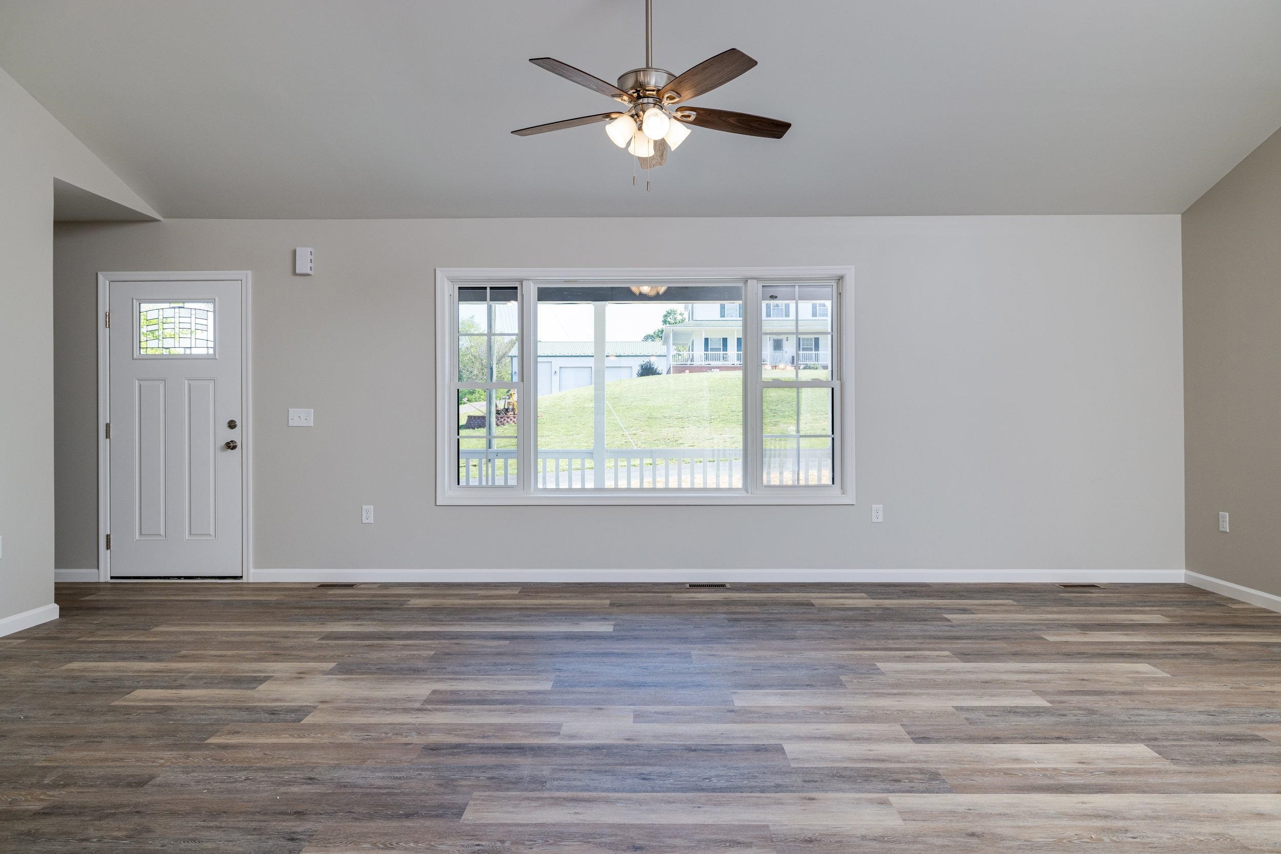 16854 E SUMMIT AVE, ELKTON, Virginia 22827, 3 Bedrooms Bedrooms, ,2 BathroomsBathrooms,Residential,16854 E SUMMIT AVE,660734 MLS # 660734