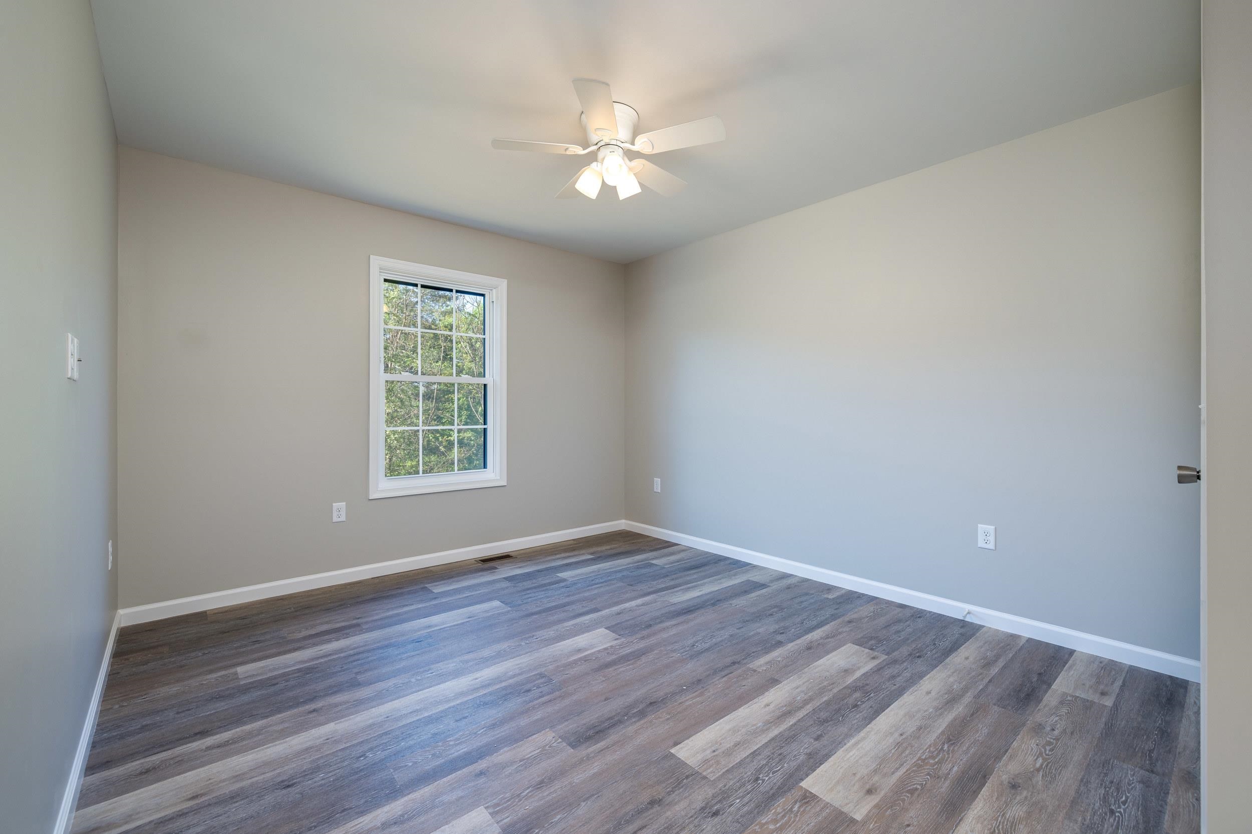 16854 E SUMMIT AVE, ELKTON, Virginia 22827, 3 Bedrooms Bedrooms, ,2 BathroomsBathrooms,Residential,16854 E SUMMIT AVE,660734 MLS # 660734