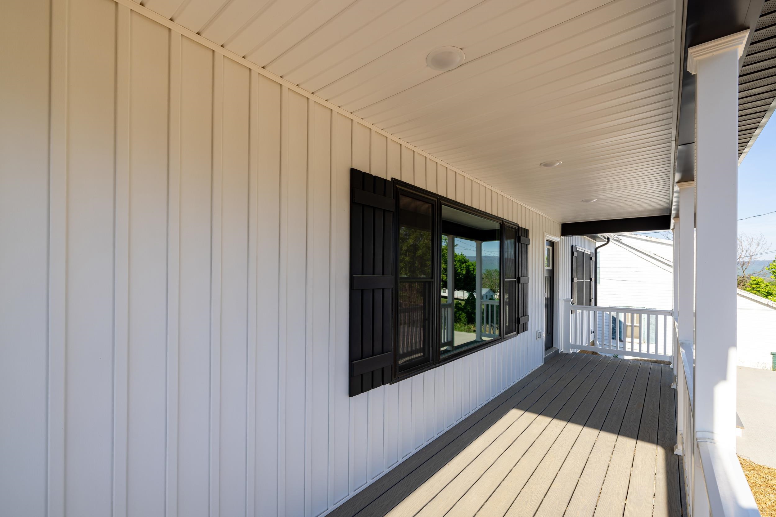 16854 E SUMMIT AVE, ELKTON, Virginia 22827, 3 Bedrooms Bedrooms, ,2 BathroomsBathrooms,Residential,16854 E SUMMIT AVE,660734 MLS # 660734