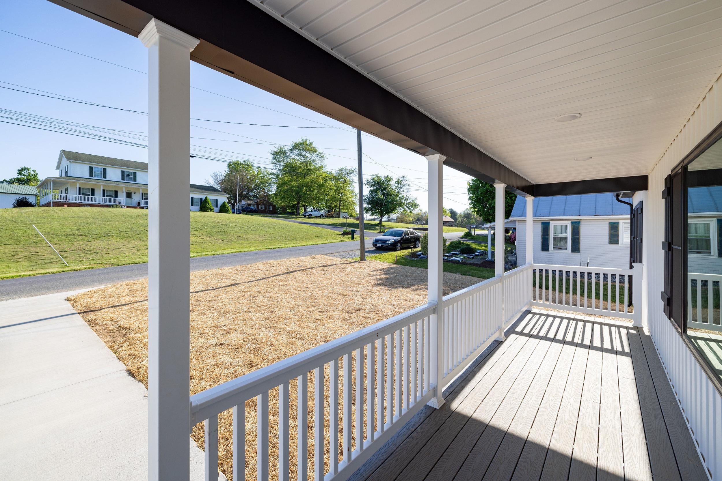16854 E SUMMIT AVE, ELKTON, Virginia 22827, 3 Bedrooms Bedrooms, ,2 BathroomsBathrooms,Residential,16854 E SUMMIT AVE,660734 MLS # 660734