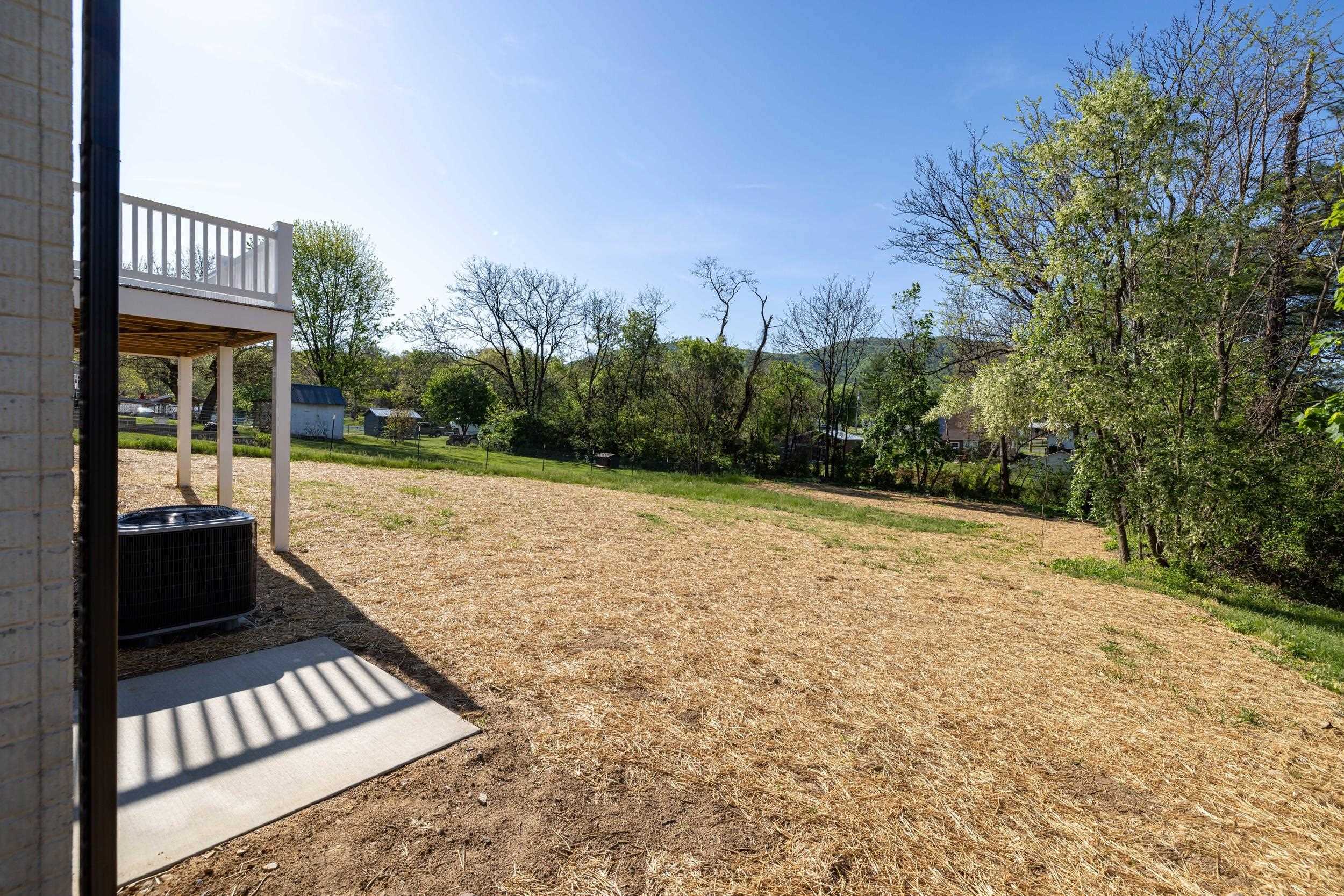 16854 E SUMMIT AVE, ELKTON, Virginia 22827, 3 Bedrooms Bedrooms, ,2 BathroomsBathrooms,Residential,16854 E SUMMIT AVE,660734 MLS # 660734