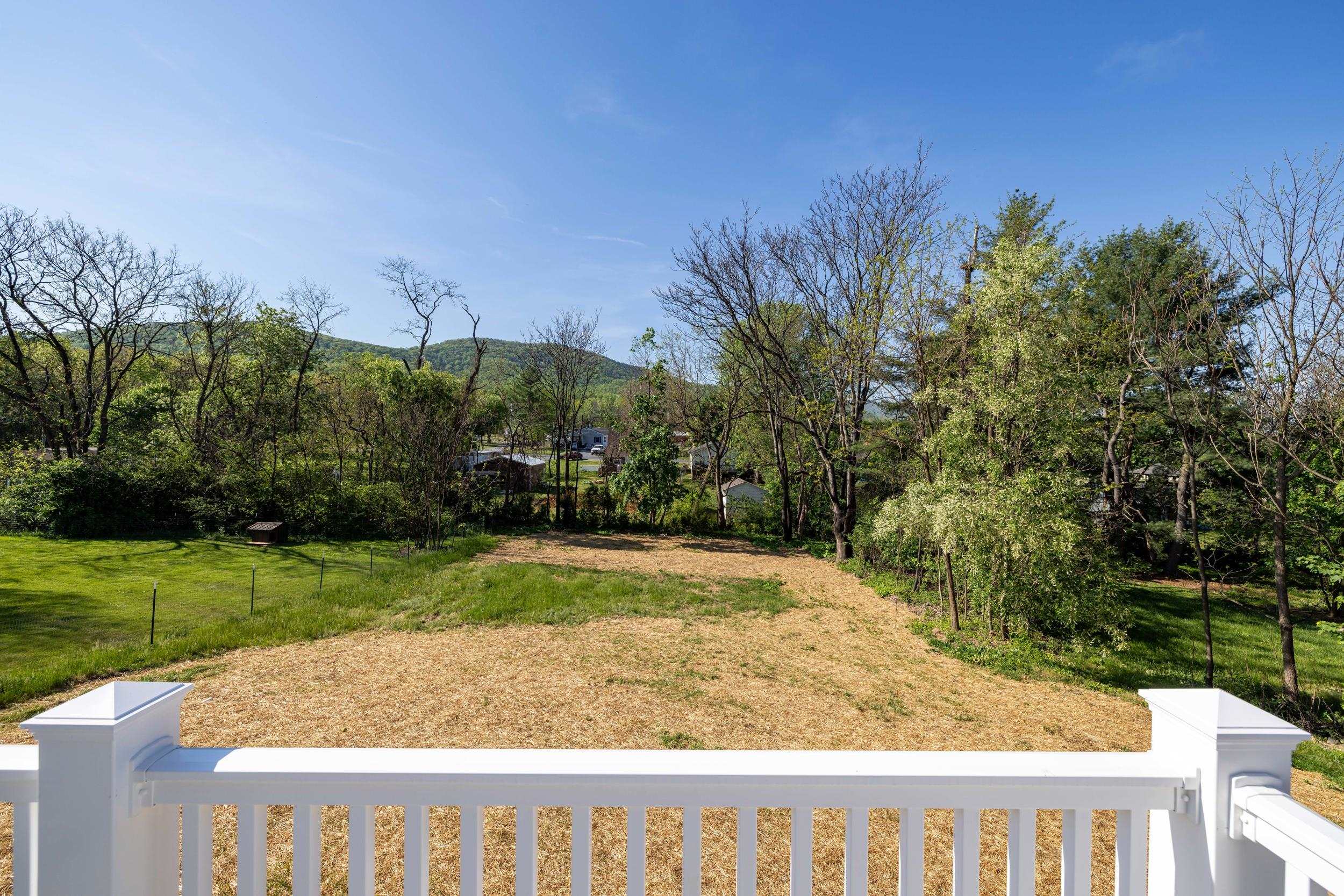 16854 E SUMMIT AVE, ELKTON, Virginia 22827, 3 Bedrooms Bedrooms, ,2 BathroomsBathrooms,Residential,16854 E SUMMIT AVE,660734 MLS # 660734