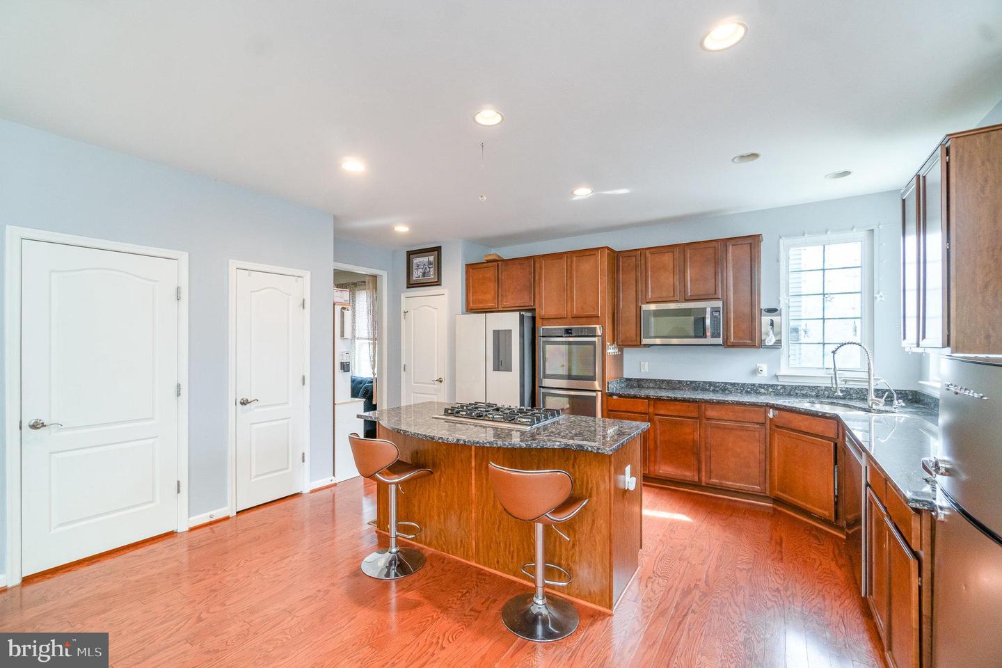 73 ROYAL CRESCENT WAY, FREDERICKSBURG, Virginia 22406, 5 Bedrooms Bedrooms, ,3 BathroomsBathrooms,Residential,For sale,73 ROYAL CRESCENT WAY,VAST2037084 MLS # VAST2037084