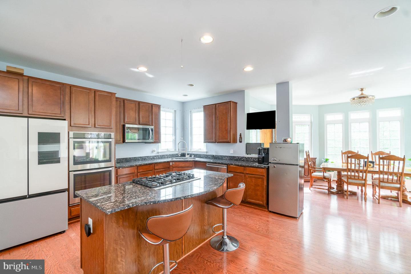 73 ROYAL CRESCENT WAY, FREDERICKSBURG, Virginia 22406, 5 Bedrooms Bedrooms, ,3 BathroomsBathrooms,Residential,For sale,73 ROYAL CRESCENT WAY,VAST2037084 MLS # VAST2037084