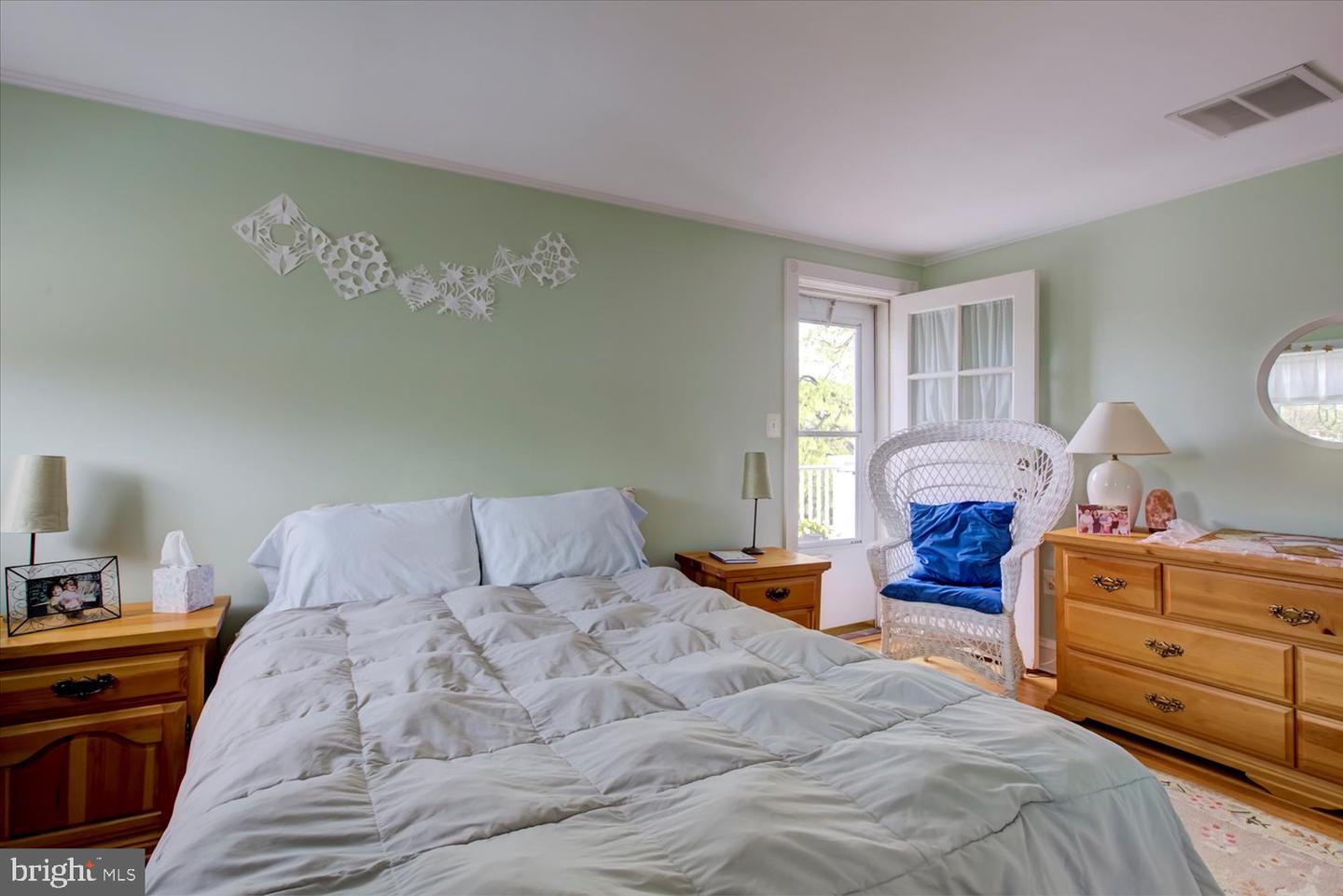 600 G ST SE, WASHINGTON, District Of Columbia 20003, 5 Bedrooms Bedrooms, ,4 BathroomsBathrooms,Residential,For sale,600 G ST SE,DCDC2194156 MLS # DCDC2194156