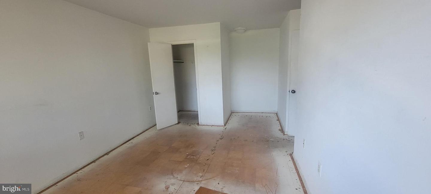 12705 DARA DR #103, WOODBRIDGE, Virginia 22192, 2 Bedrooms Bedrooms, 5 Rooms Rooms,1 BathroomBathrooms,Residential,For sale,12705 DARA DR #103,VAPW2091852 MLS # VAPW2091852
