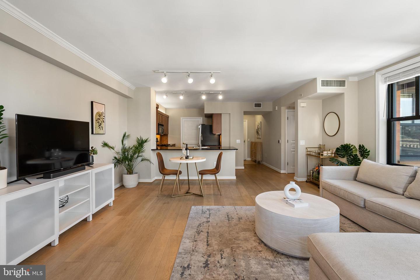 616 E ST NW #1019, WASHINGTON, District Of Columbia 20004, 1 Bedroom Bedrooms, ,1 BathroomBathrooms,Residential,For sale,616 E ST NW #1019,DCDC2195508 MLS # DCDC2195508